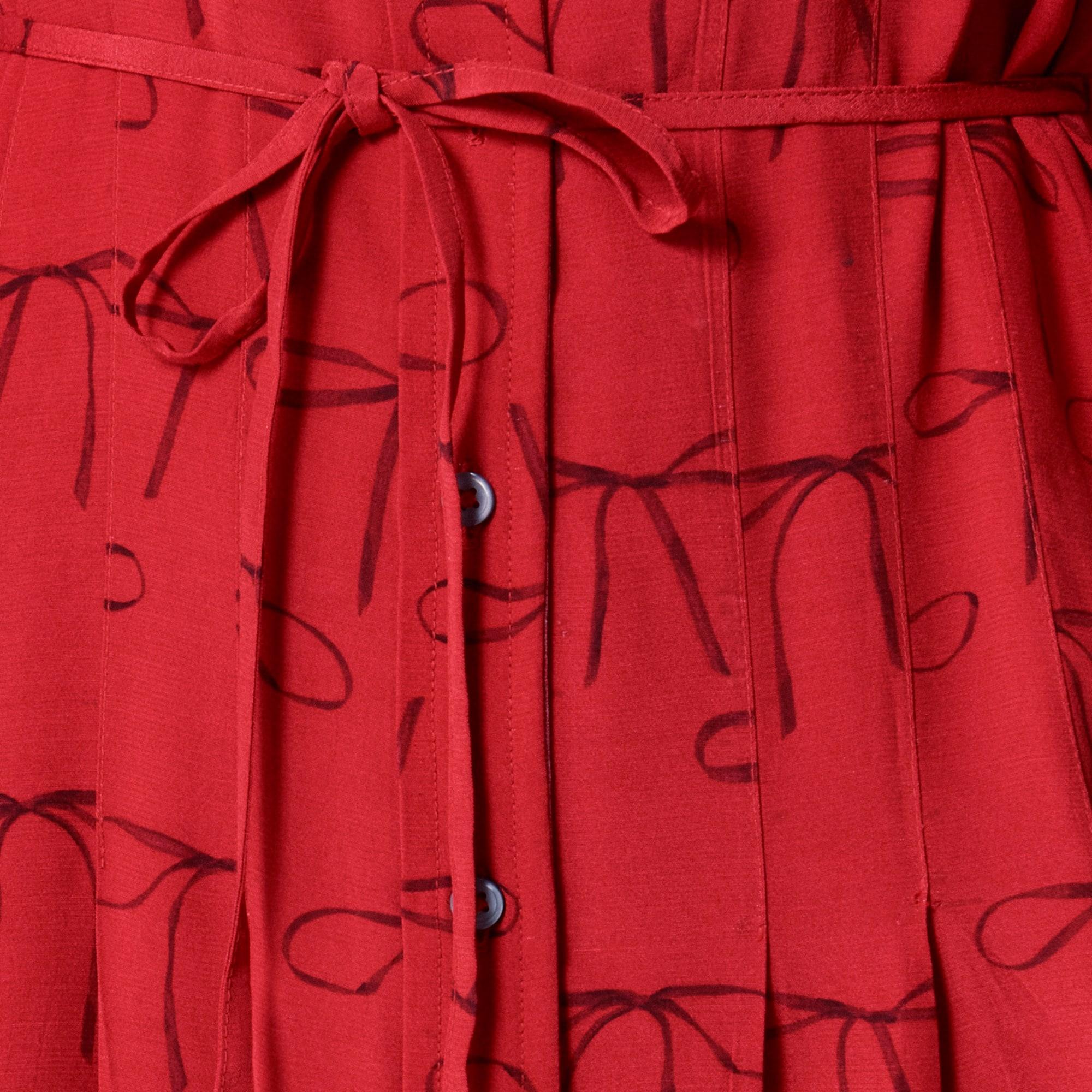 Drapey pleated shirtdress in bow print Product Image
