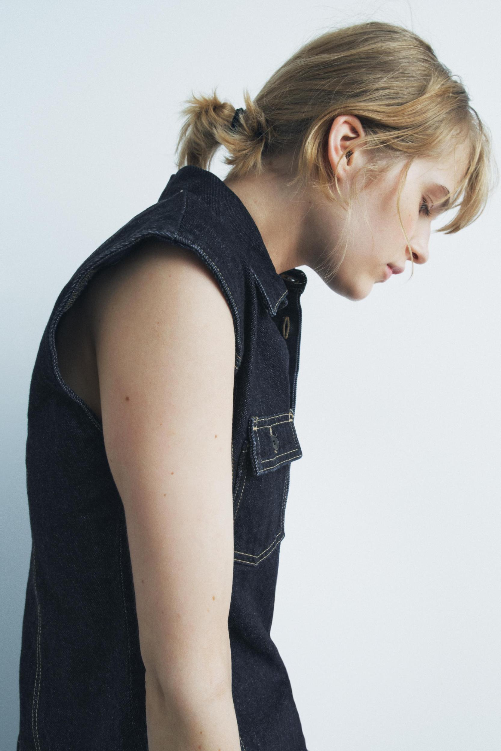 TOPSTITCH DENIM VEST ZW COLLECTION Product Image