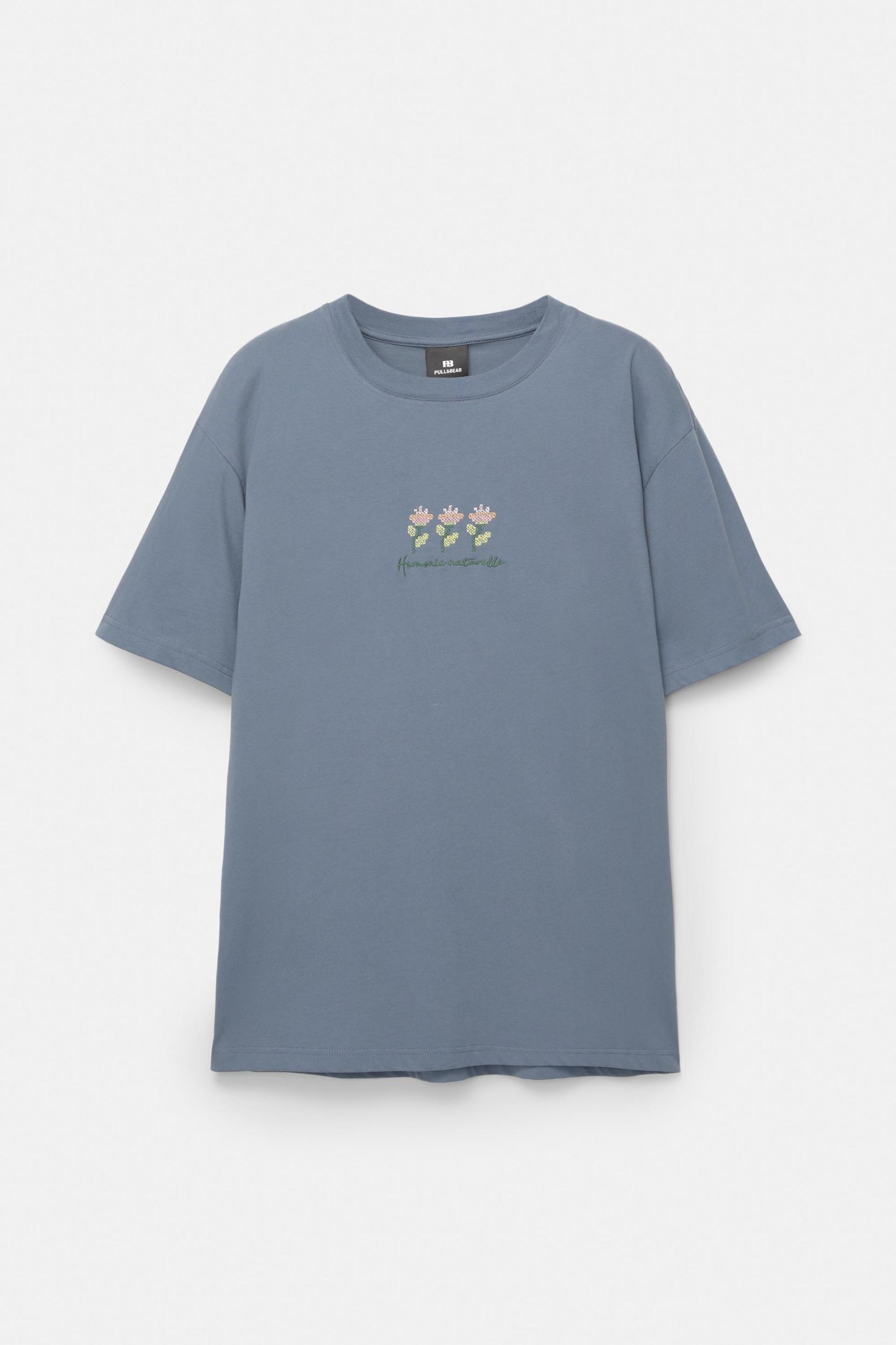 T-shirt with floral embroidery Product Image