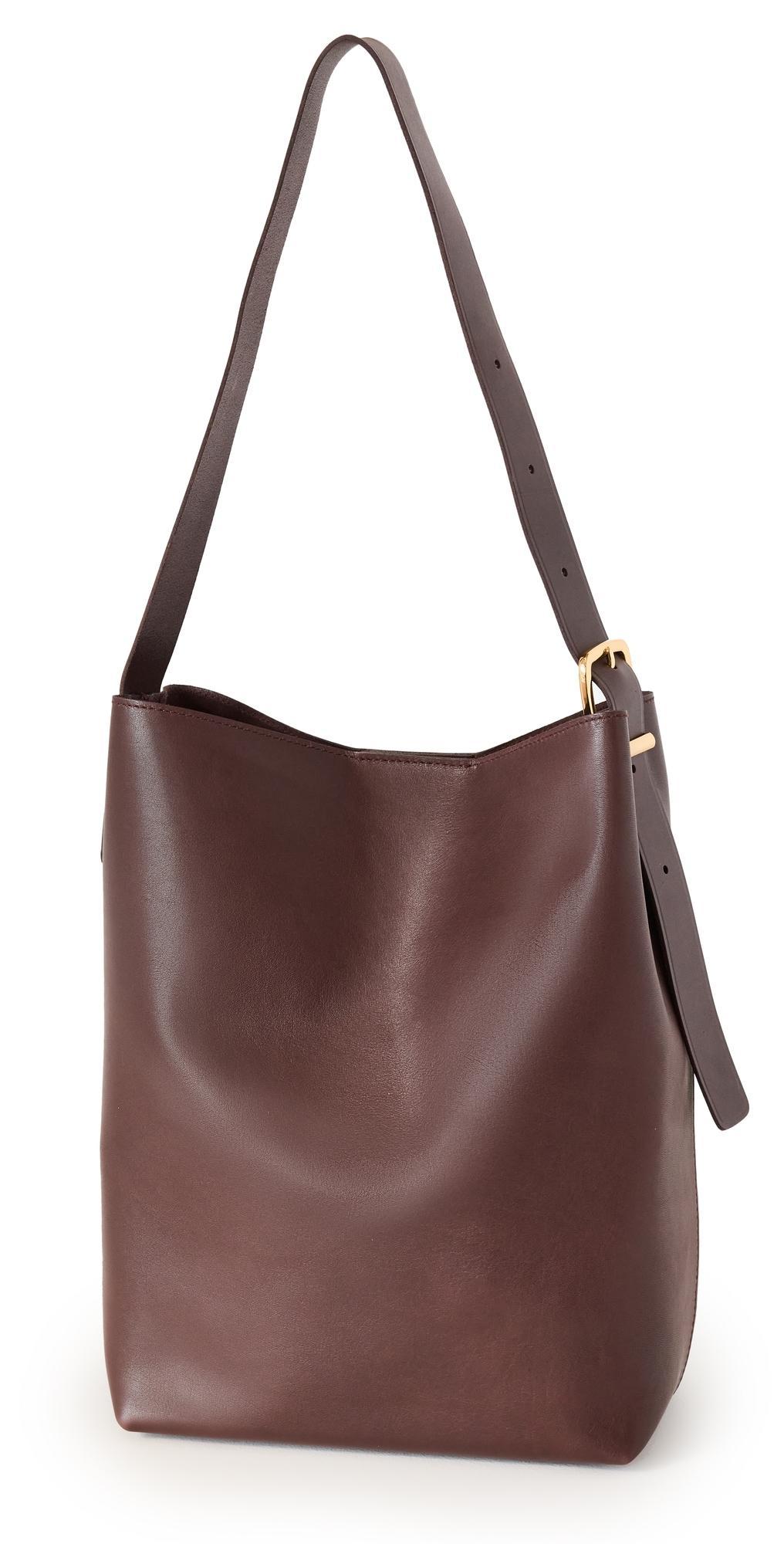 Madewell The Essential Bucket Tote in Leather Chocolate Raisin Leather One Size Product Image