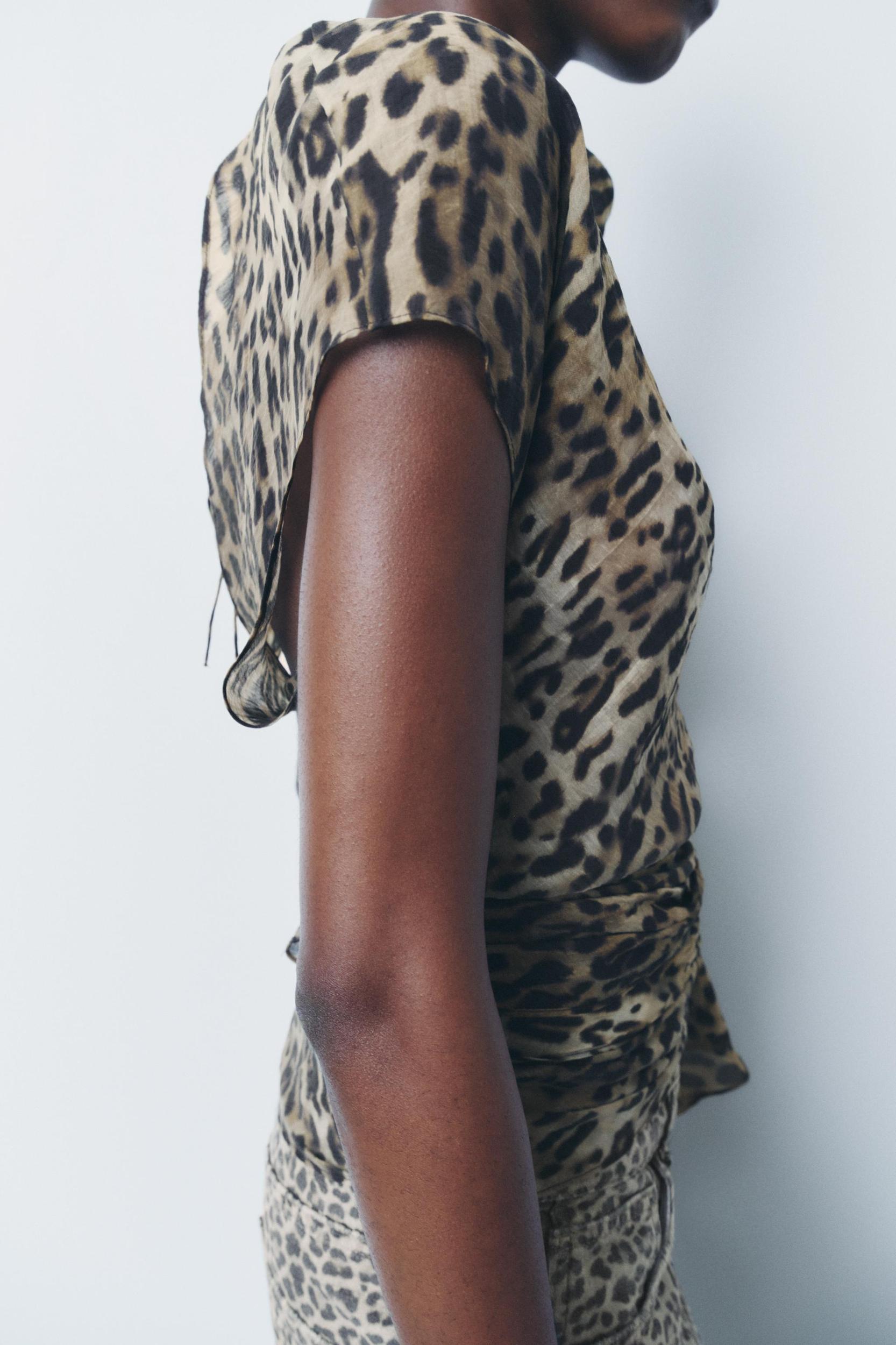 ANIMAL PRINT BOWS TOP ZW COLLECTION Product Image