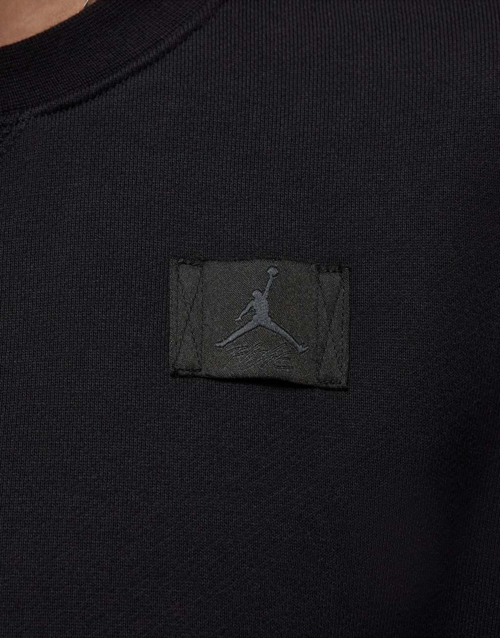 Jordan flight fleece sweatshirt in black Product Image