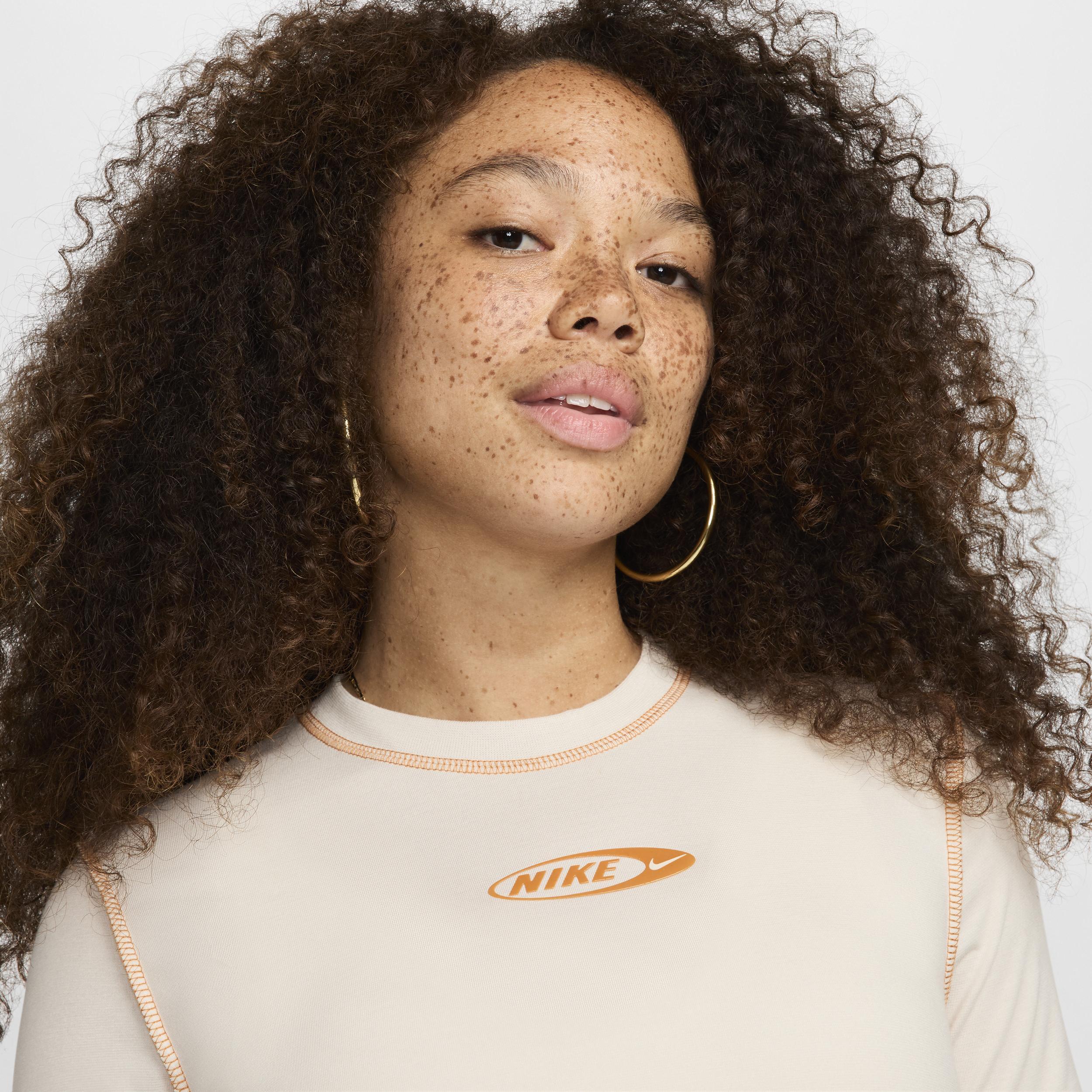 Nike Sportswear Chill Knit Women's Slim Cropped T-Shirt Product Image