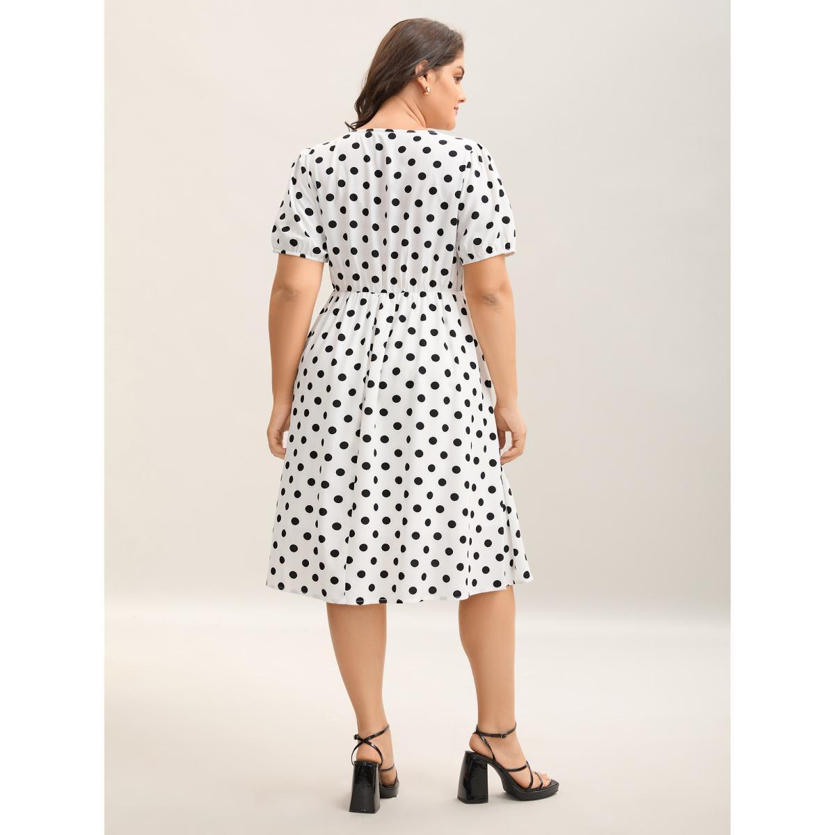 Plus Size Polka Dot Print Pockets Midi Dress Originalwhite Women V-neck Short sleeve Curvy BloomChic 30/6X Product Image