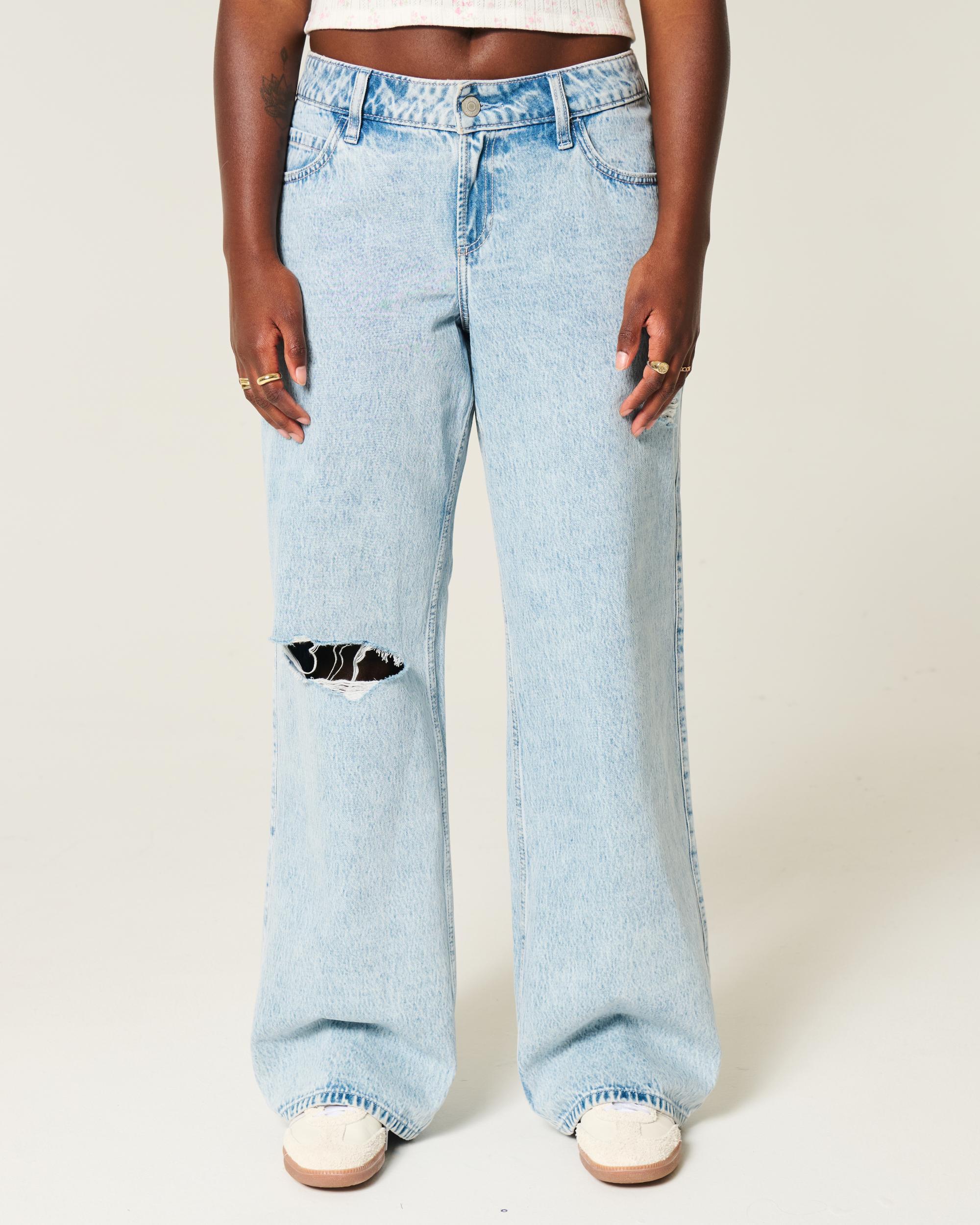 Curvy Low-Rise Ripped Light Wash Baggy Jeans Product Image