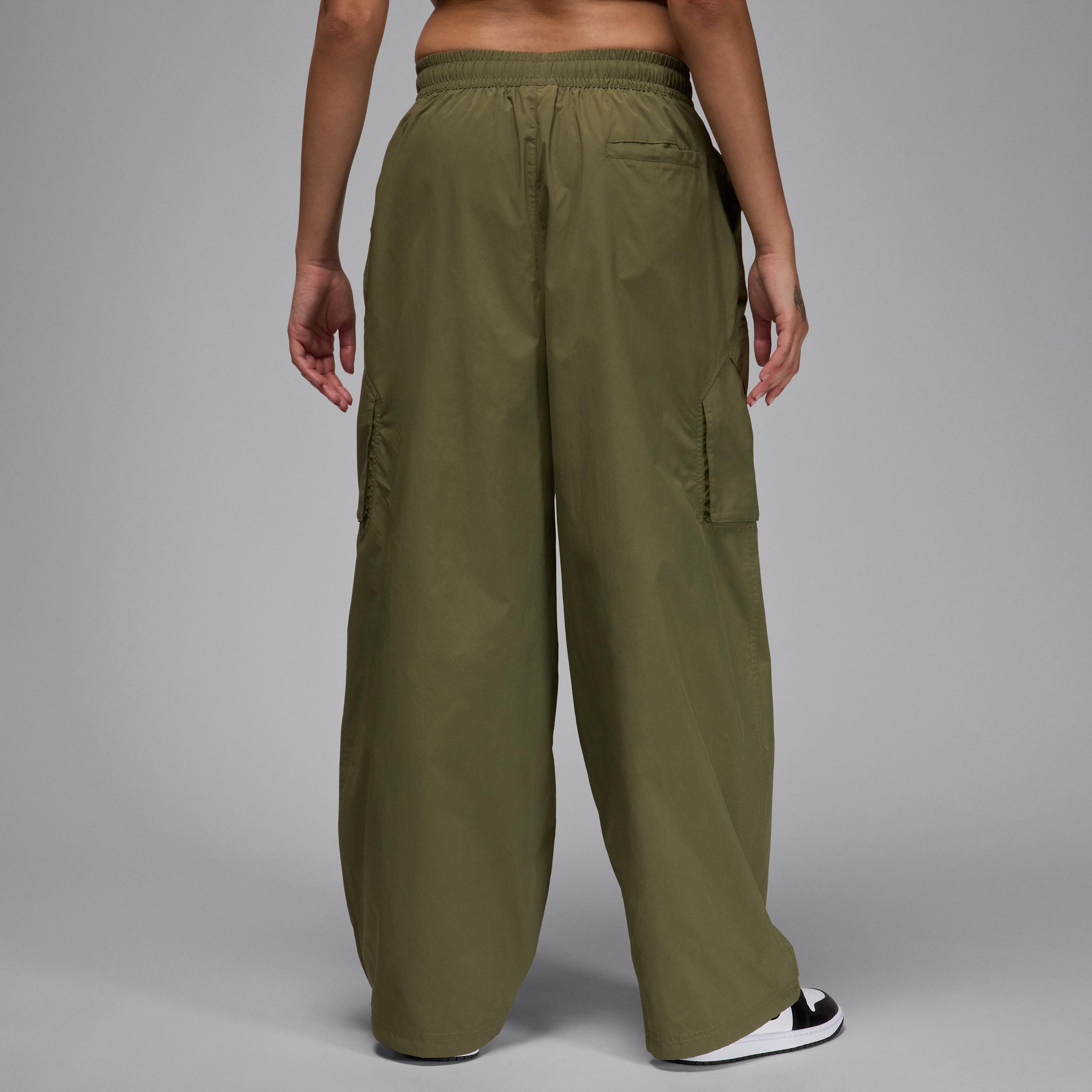 Jordan Flight Chicago Women's Parachute Pants Product Image
