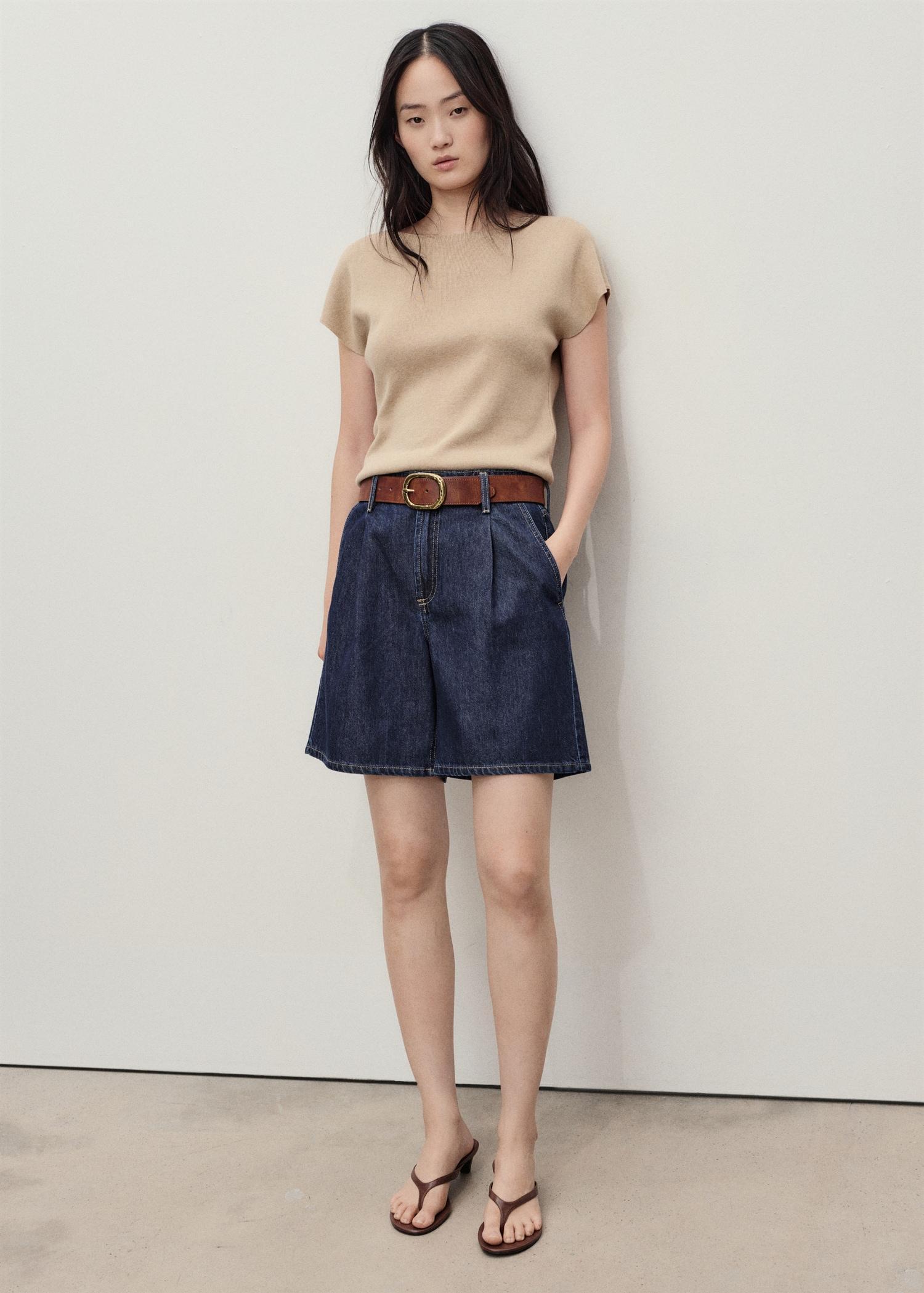 Mid-rise denim bermuda shorts with pleats - Women | MANGO USA Product Image