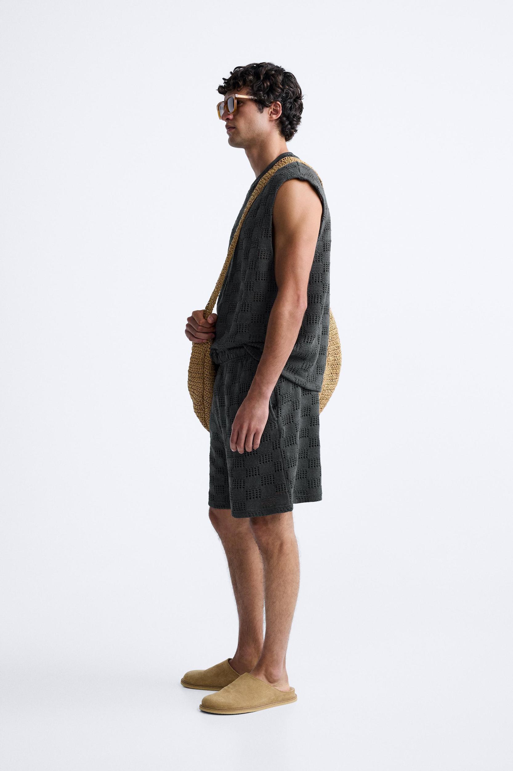 GEOMETRIC JACQUARD SHORTS Product Image