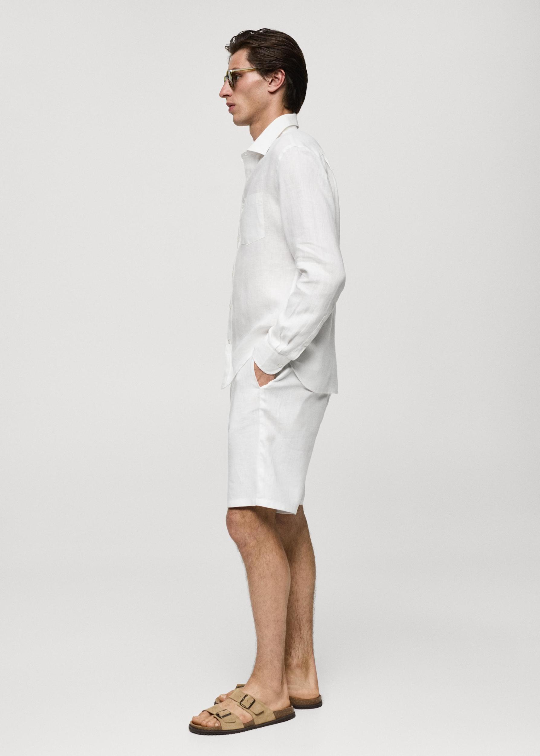 Classic fit 100% linen shirt - Men | MANGO USA Product Image
