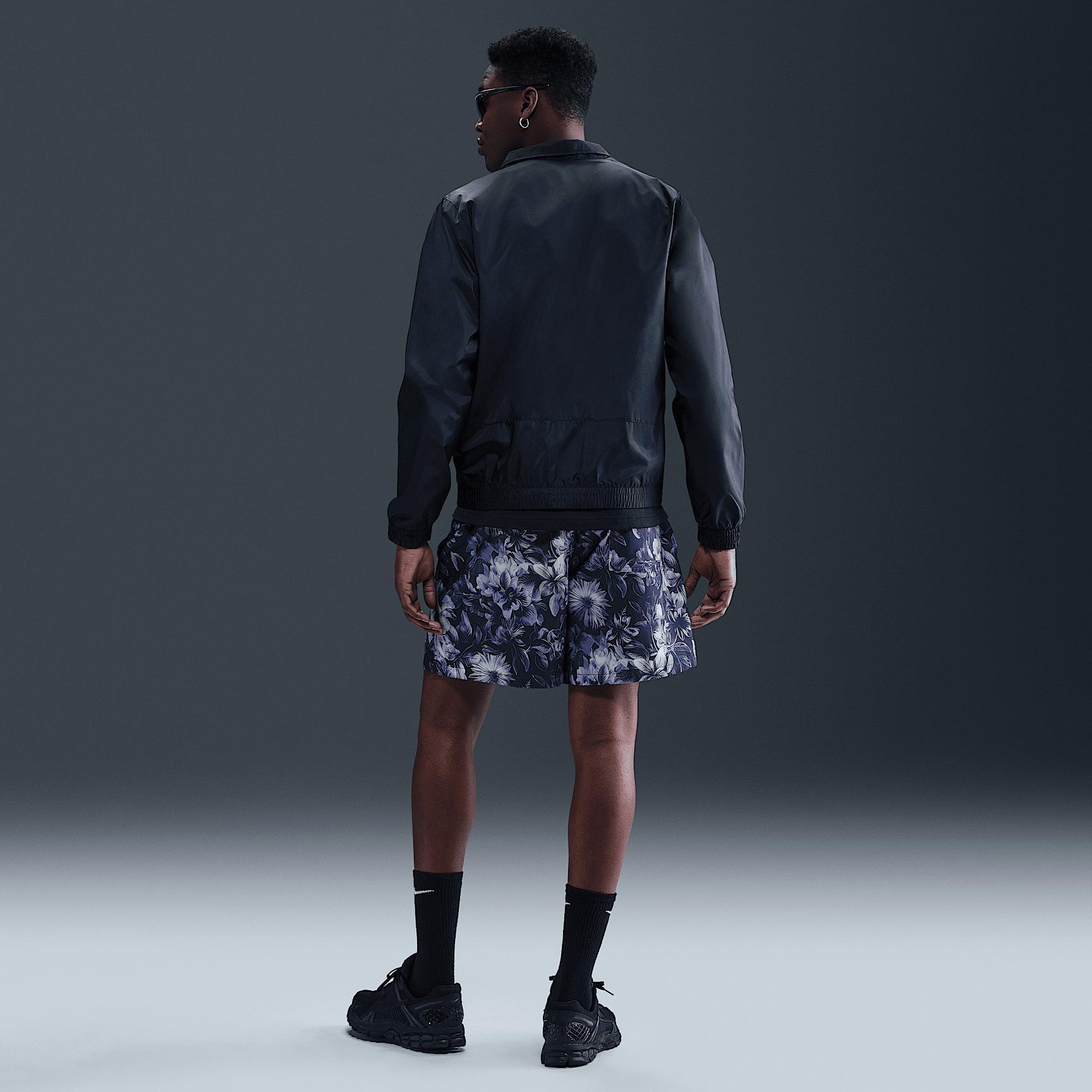 Nike Men's Club Flow Shorts Product Image