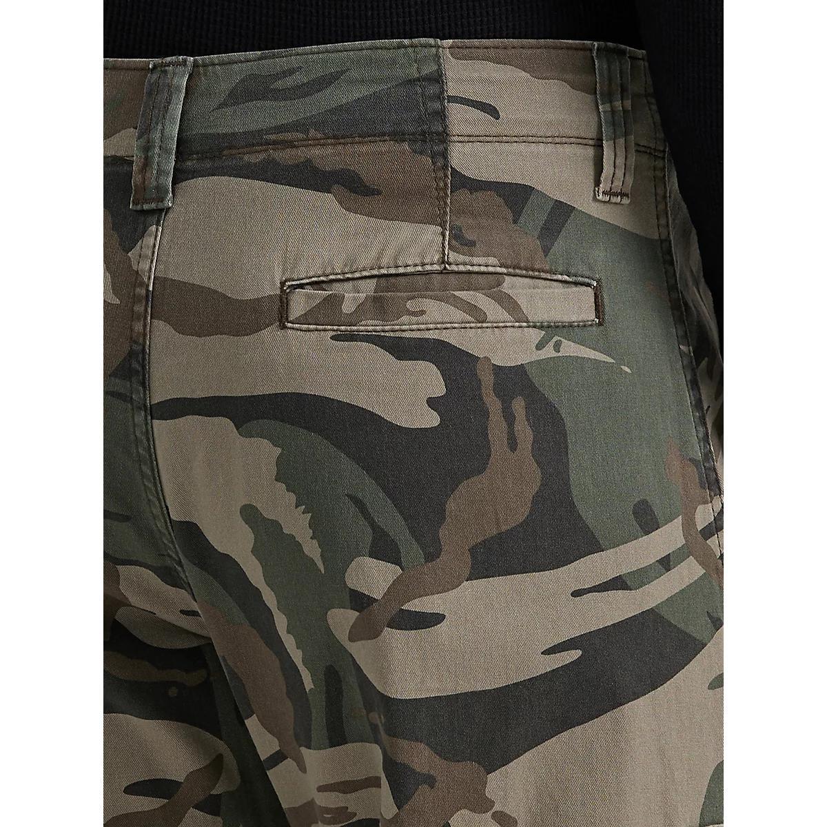 Wrangler® Men's Five Star Premium Relaxed Fit Flex Cargo Pant in Anthracite Product Image