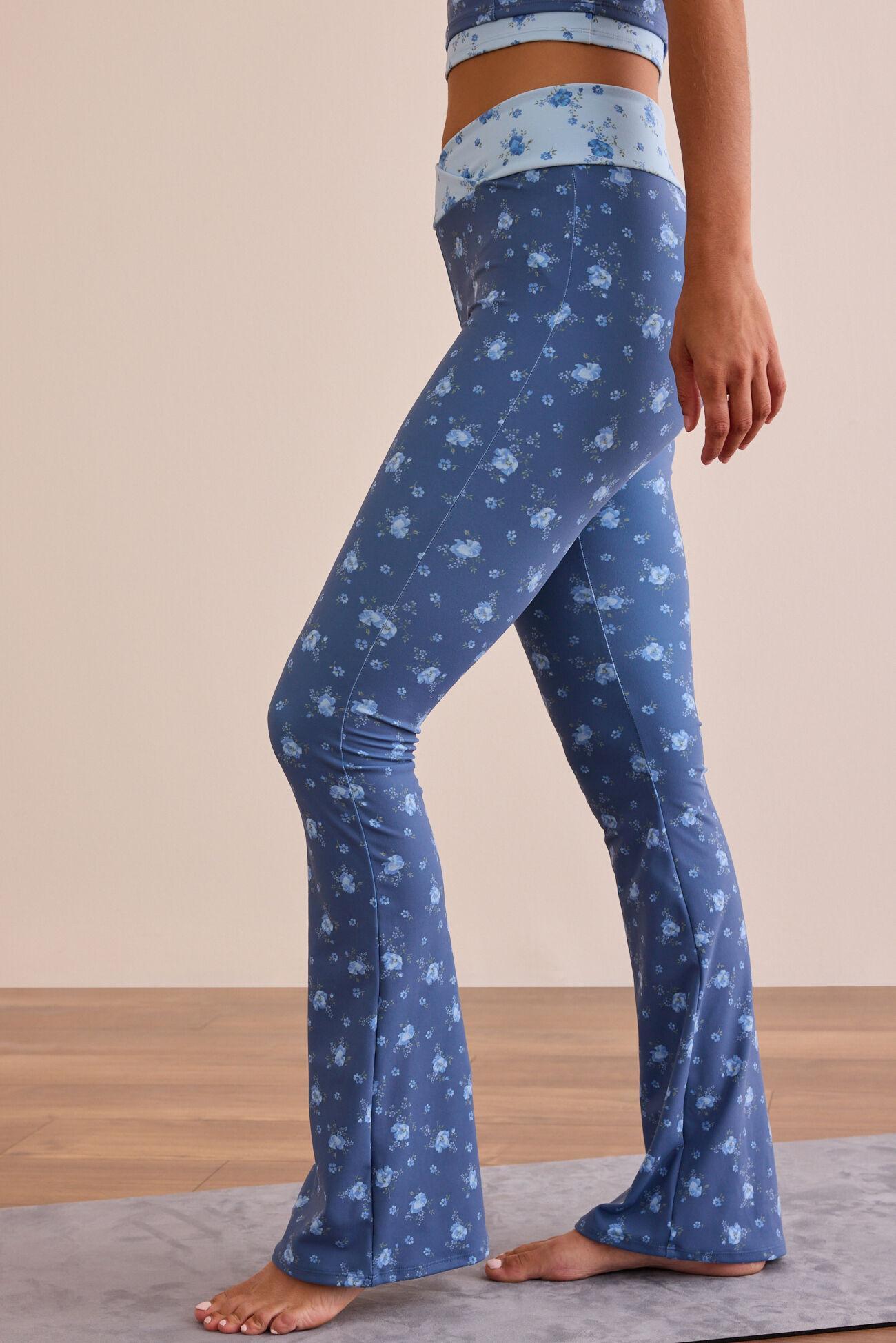 High Tide Floral Flare Leggings Product Image