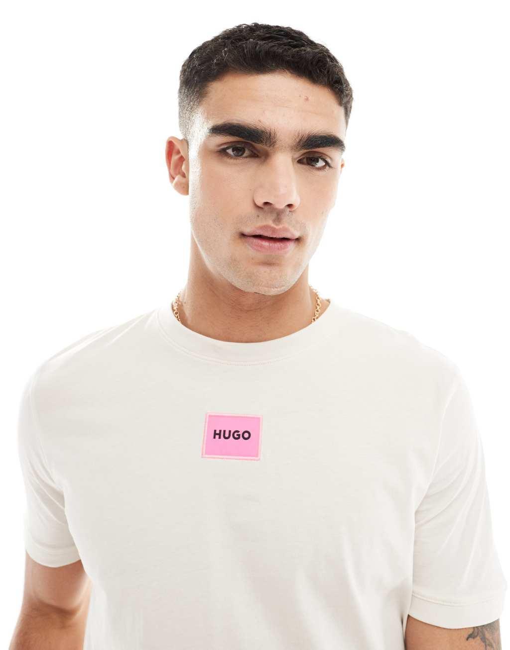 HUGO RED Diragolino T-shirt in white Product Image