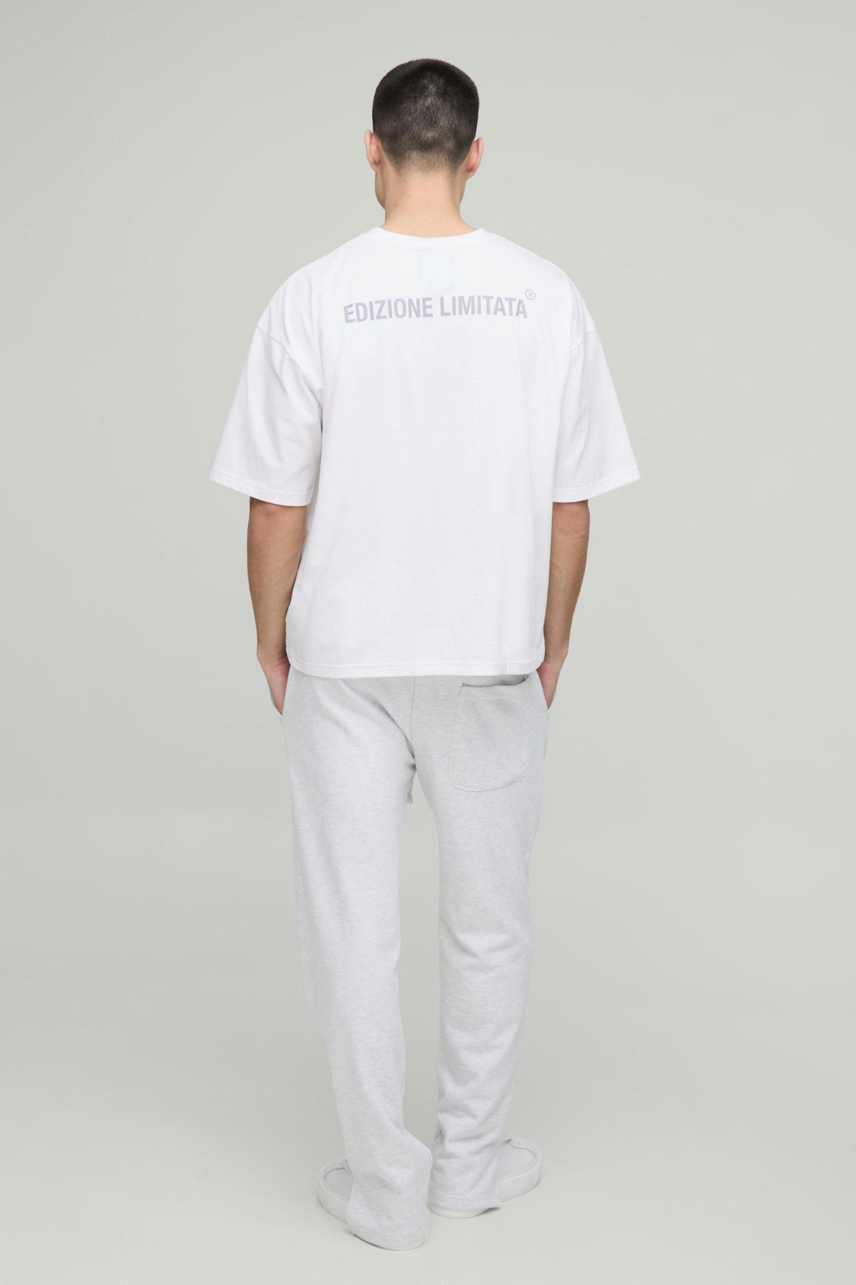 Oversized Boxy Edizione Limitata Heavyweight T-Shirt | boohooMAN USA Product Image