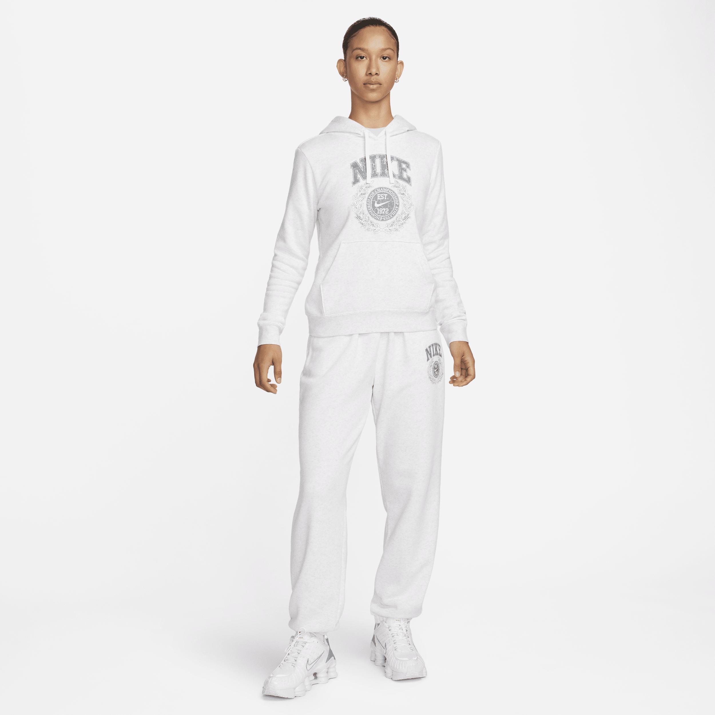 Nike Sportswear Club Fleece Women's Oversized Mid-Rise Sweatpants Product Image