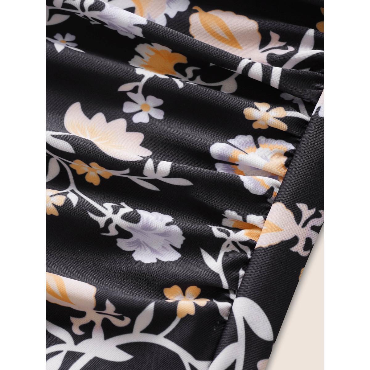 Plus Size Bandana Print Twist Front One Piece Swimsuit Women's Swimwear Black Beach Twist Curve Bathing Suits High stretch One Pieces BloomChic 12/L Product Image