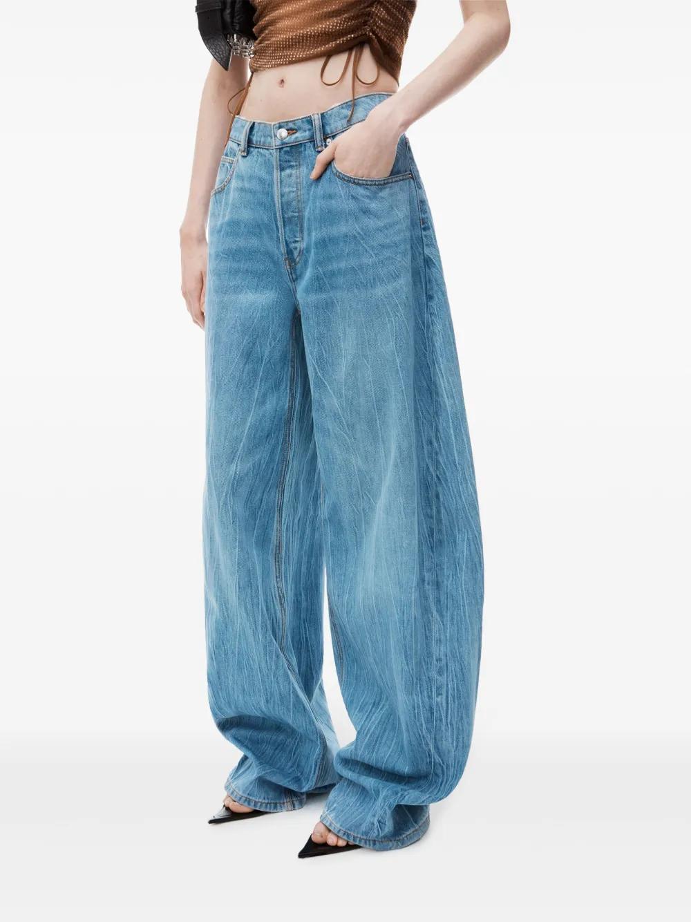 low-rise wide-leg jeans Product Image