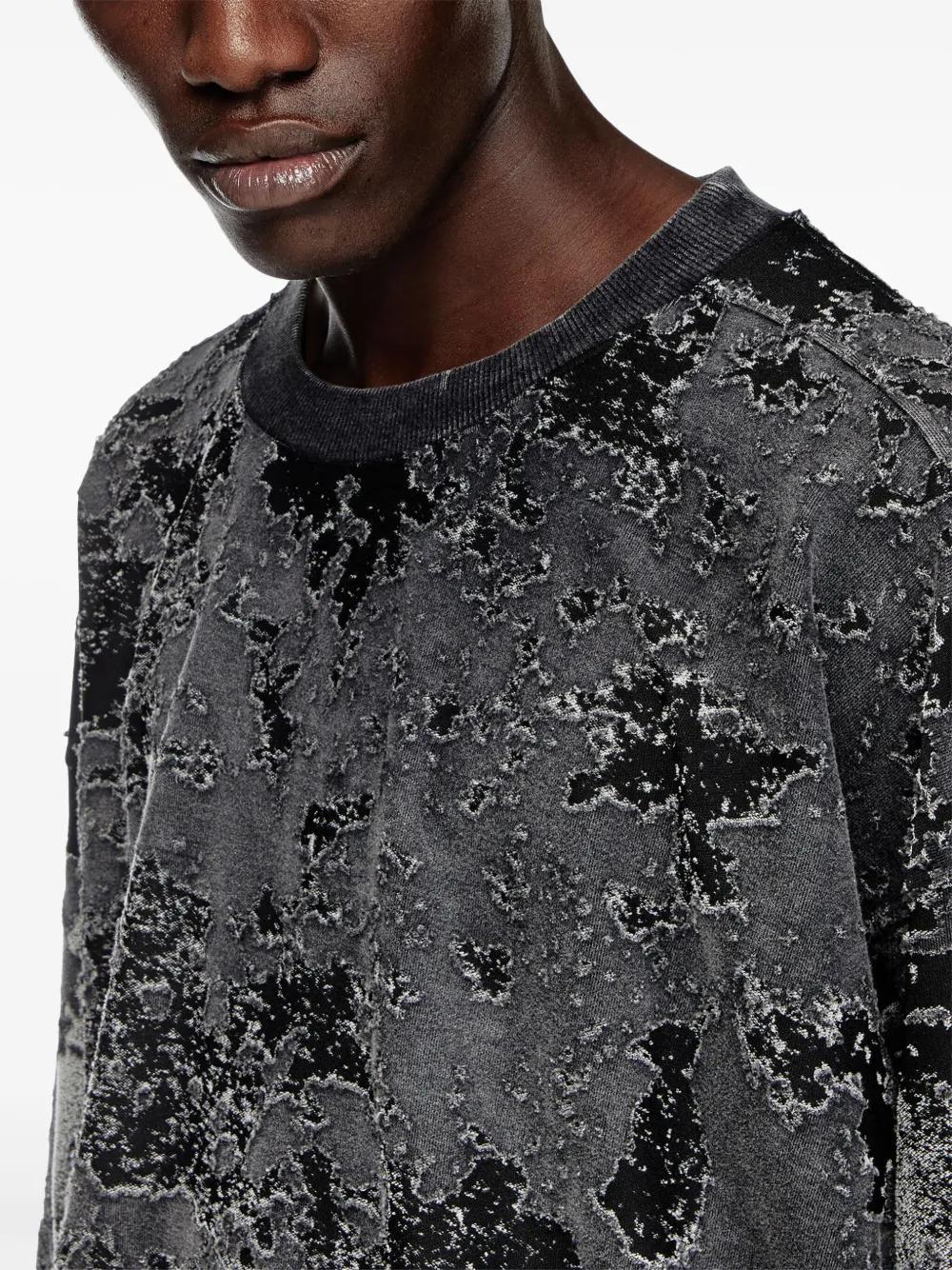 distressed-effect sweatshirt Product Image