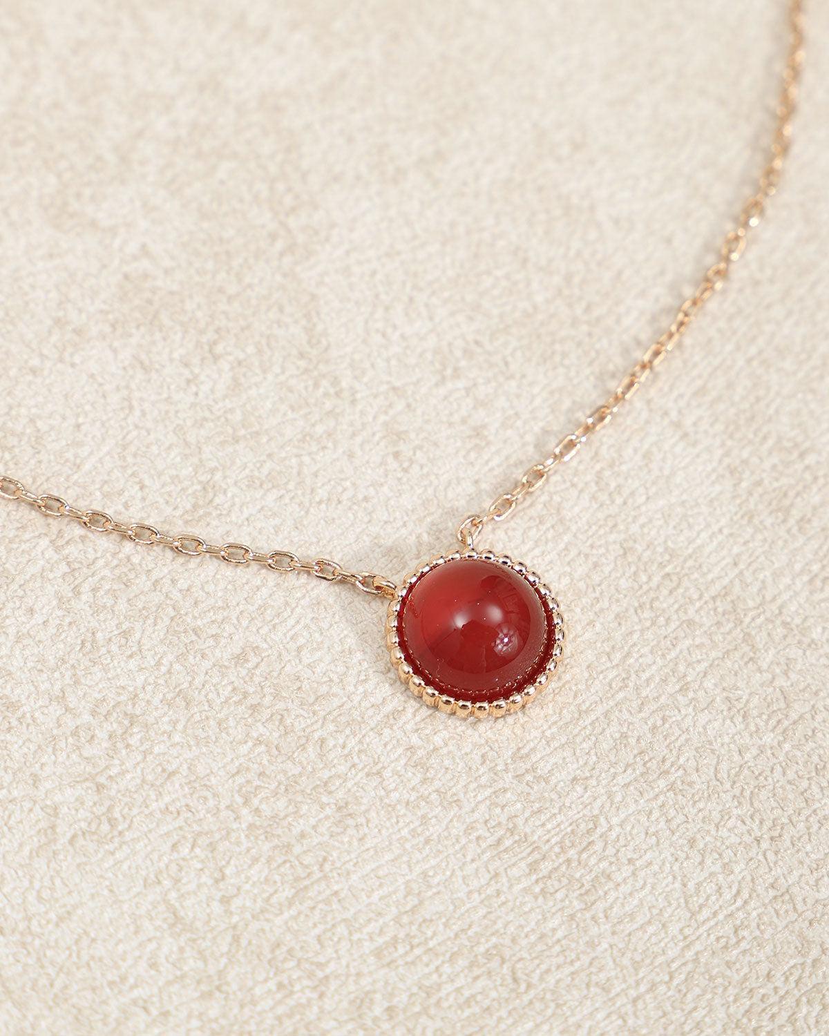 Retro Gold-Plated Necklace Product Image