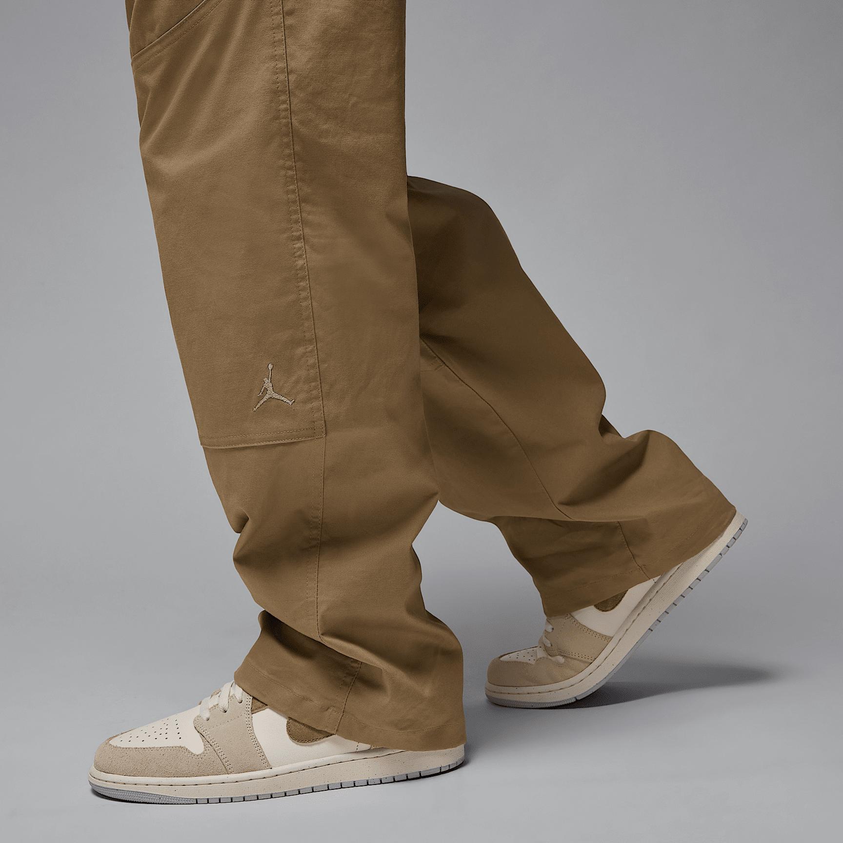 Jordan Essentials Men's Woven Pants Product Image