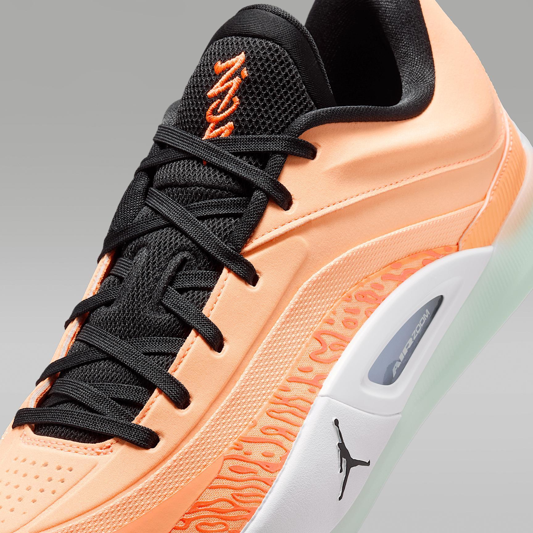 Nike Men's Zion 4 Basketball Shoes Product Image