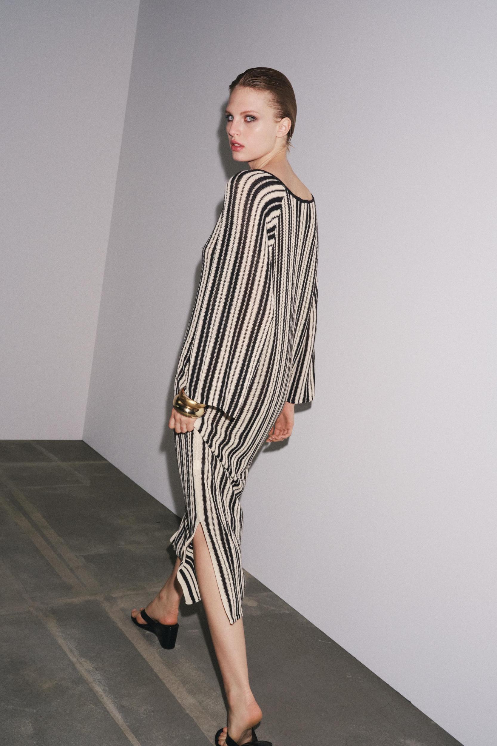 STRIPED KNIT DRESS WITH LINEN Product Image