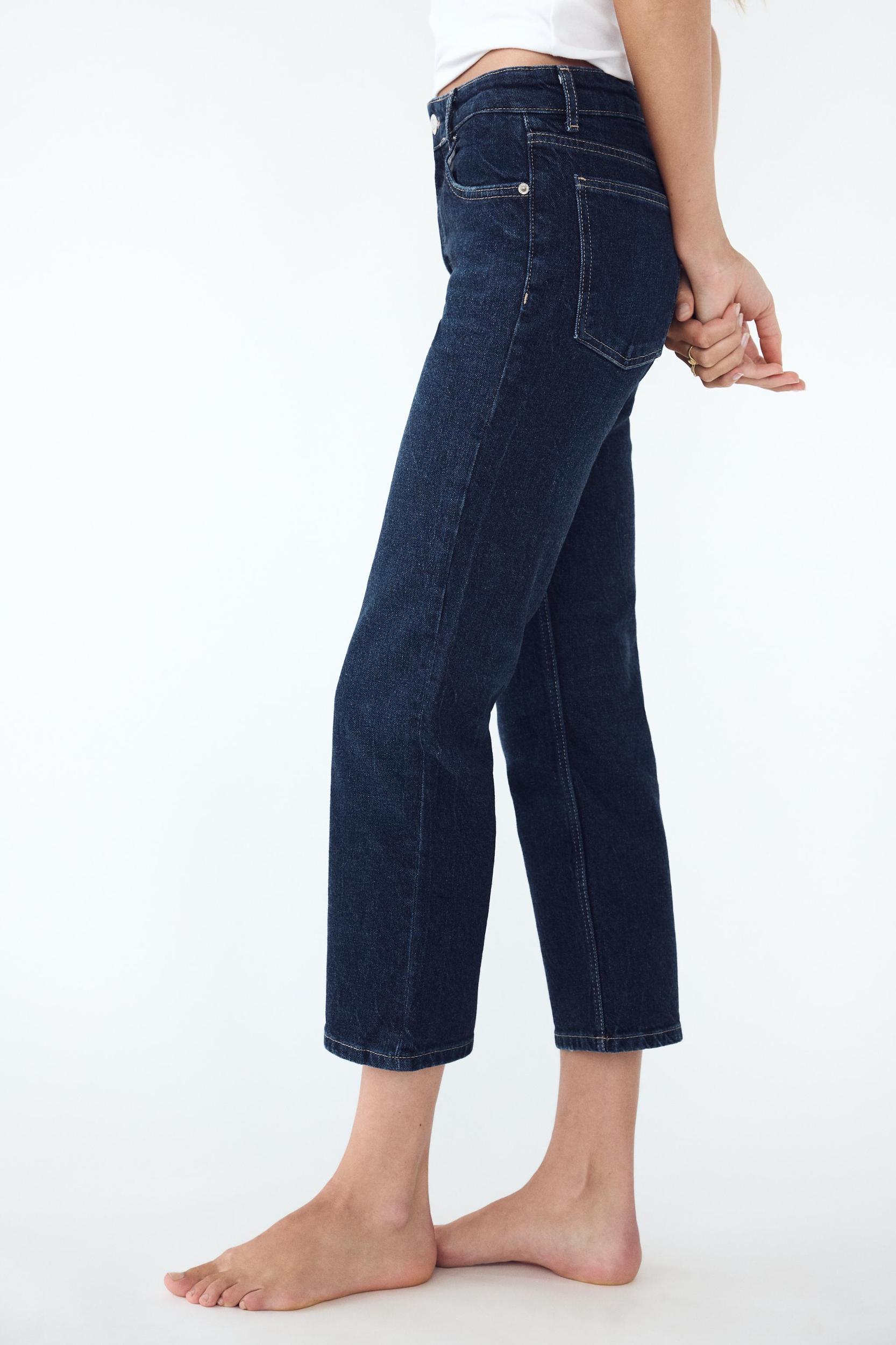 FLARED MID WAIST SLIM CROP JEANS Product Image