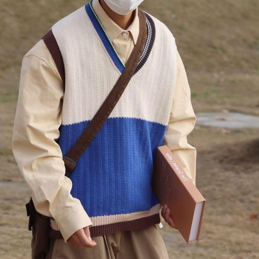V-Neck Color Block Sweater Vest Product Image