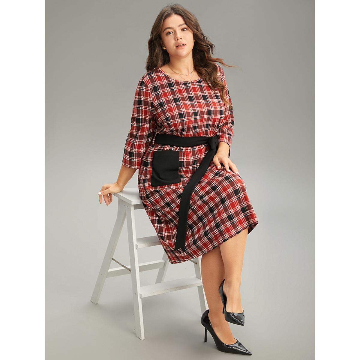 Plus Size Christmas Plaid Belted Patched Pocket Dress Crimson Women Office Belted Round Neck Elbow-length sleeve Curvy Midi Dress BloomChic 30/6X Product Image