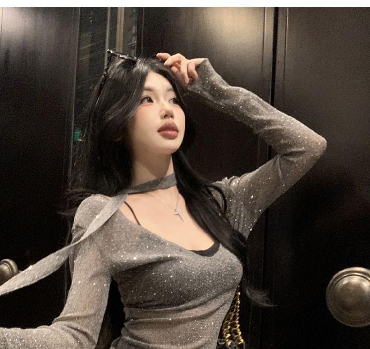 Long Sleeve Scoop Neck Rhinestone Knit Top Product Image