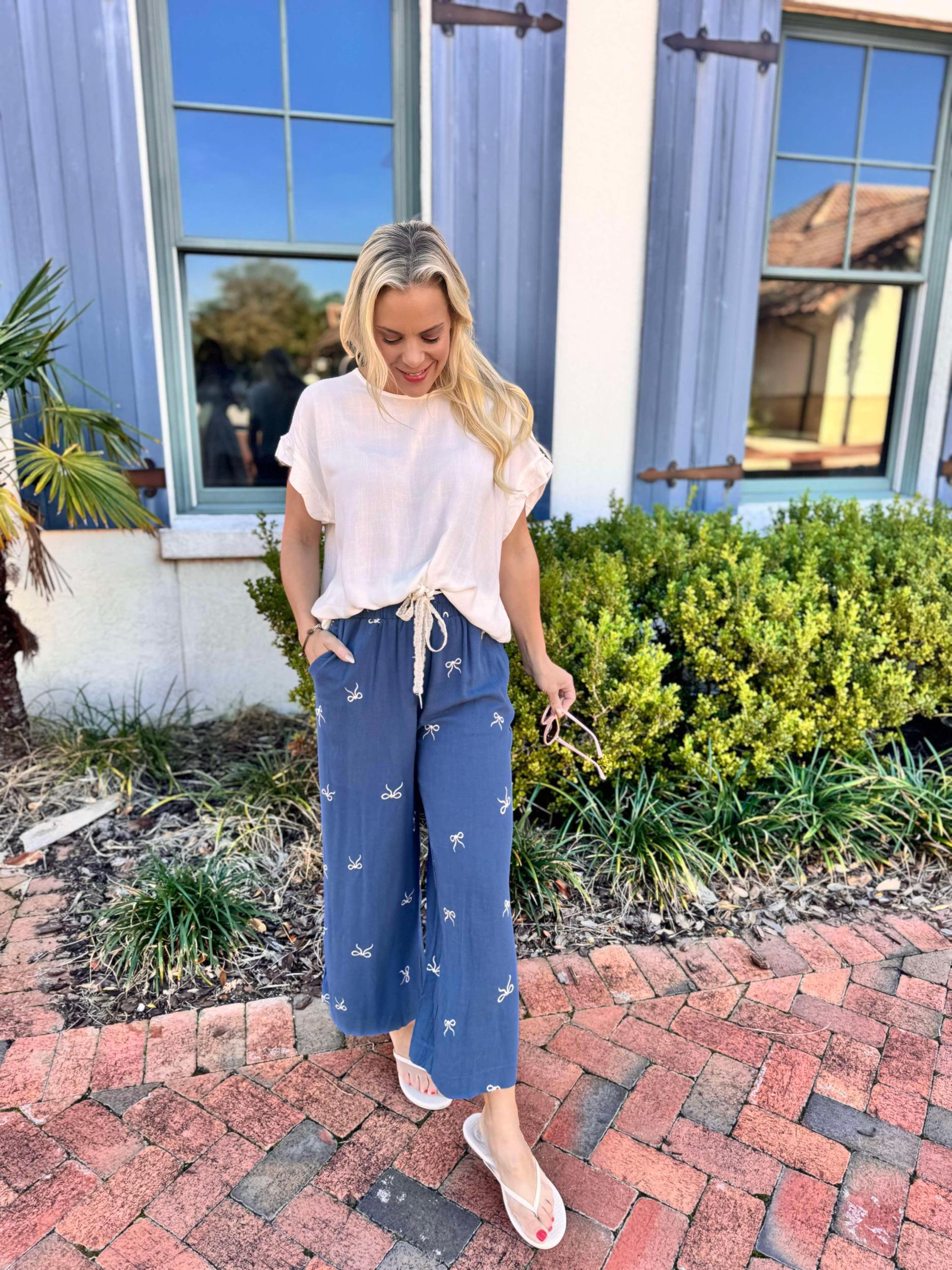 Bow Embroidery Linen Pant Product Image