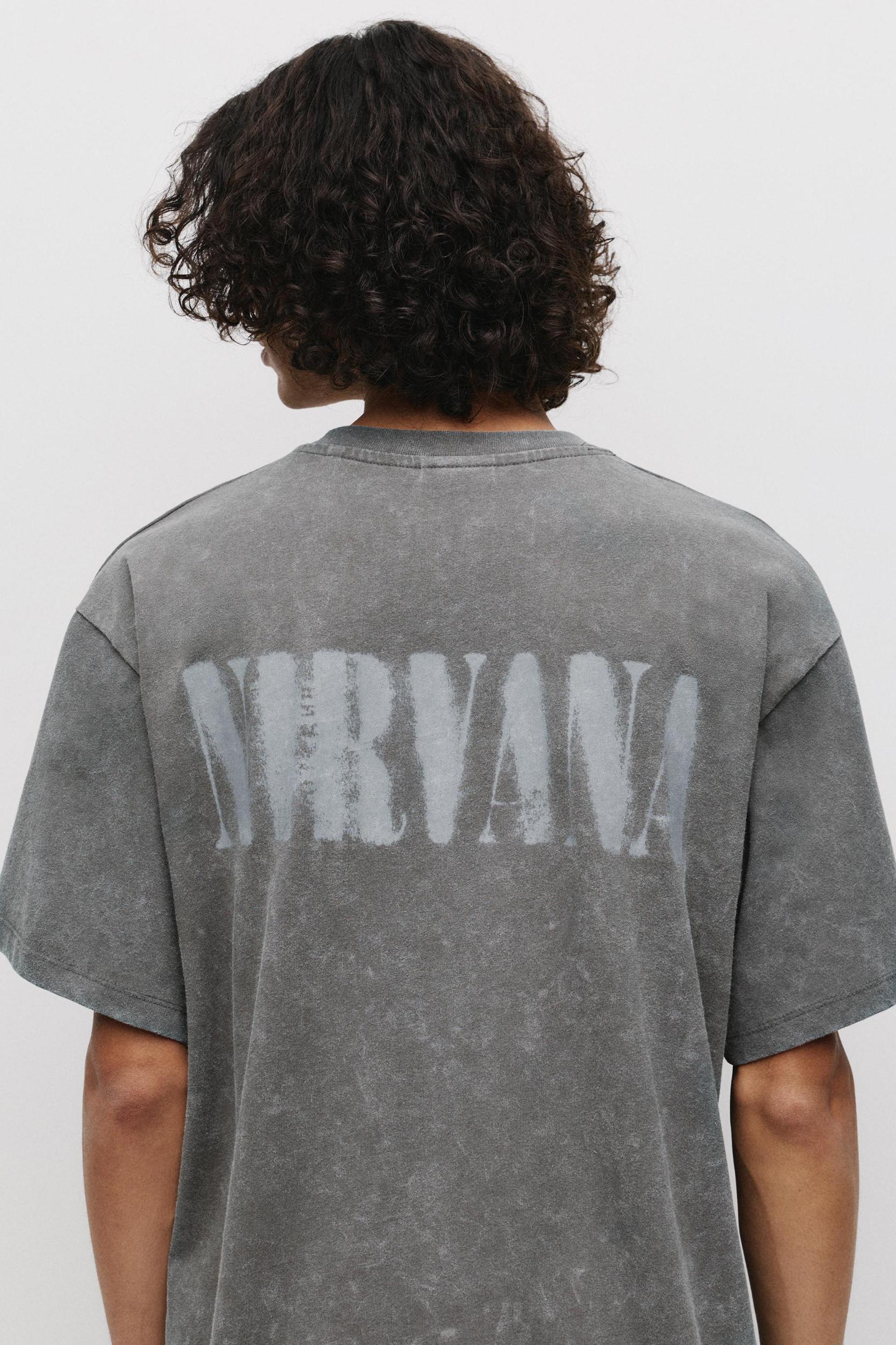Nirvana Smiley T-shirt Product Image