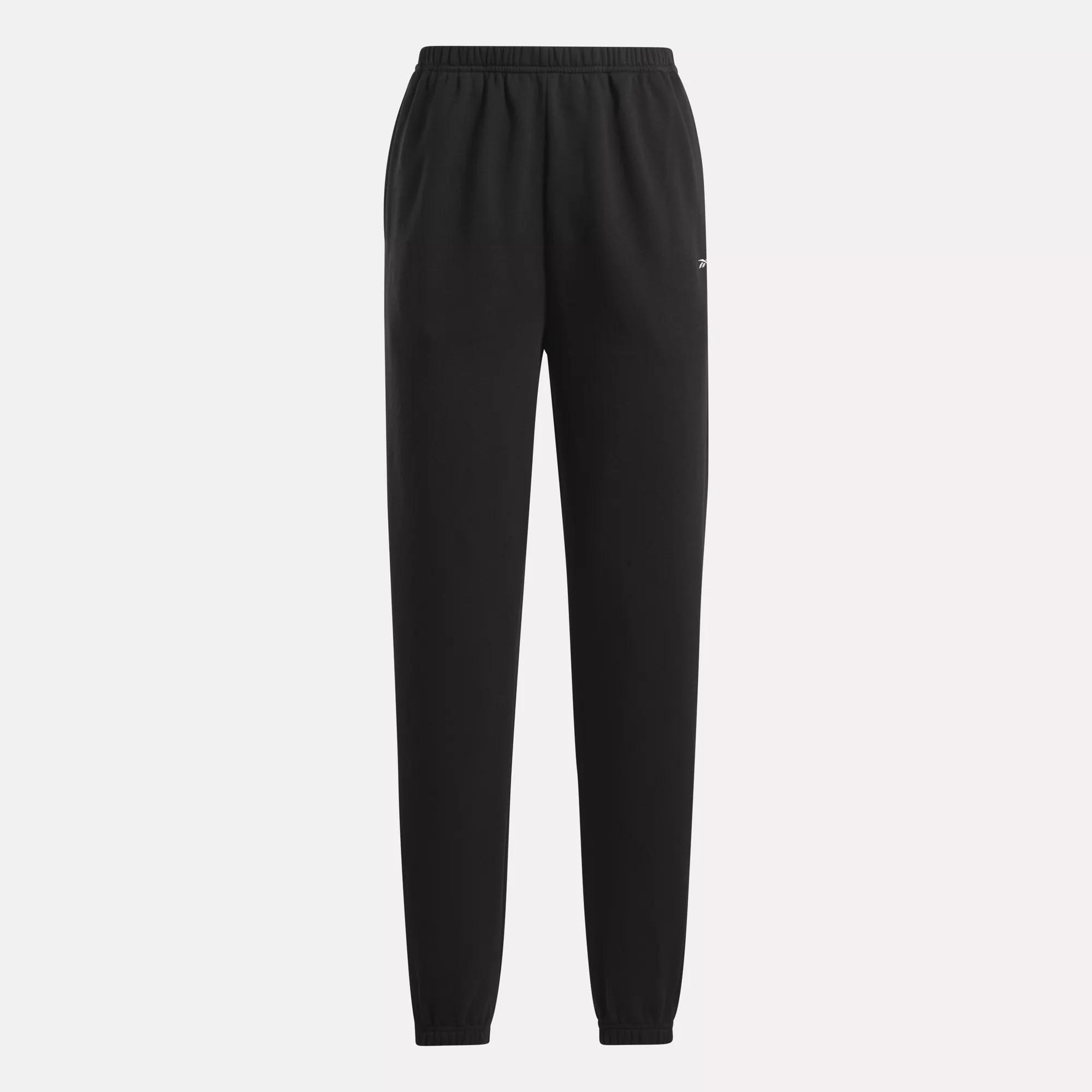 Women's Classics Fleece Slim Joggers Female Product Image