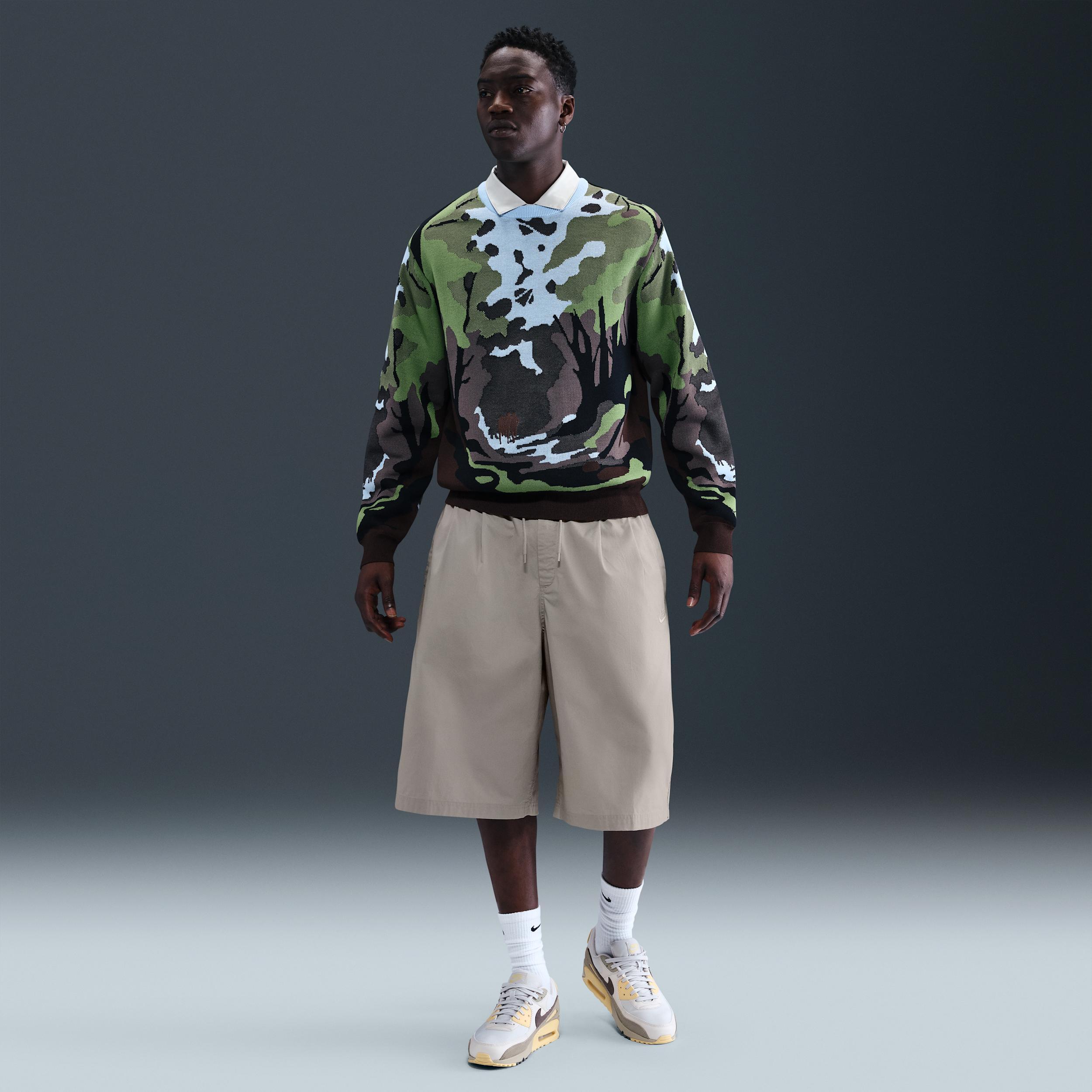 Nike Club Men's Oversized Shorts Product Image