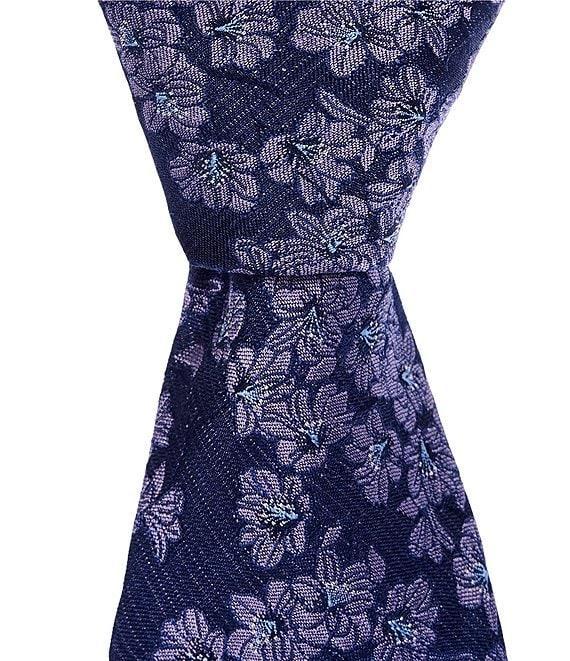 Roundtree & Yorke Margy Floral 2 3/4#double; Silk Tie Product Image