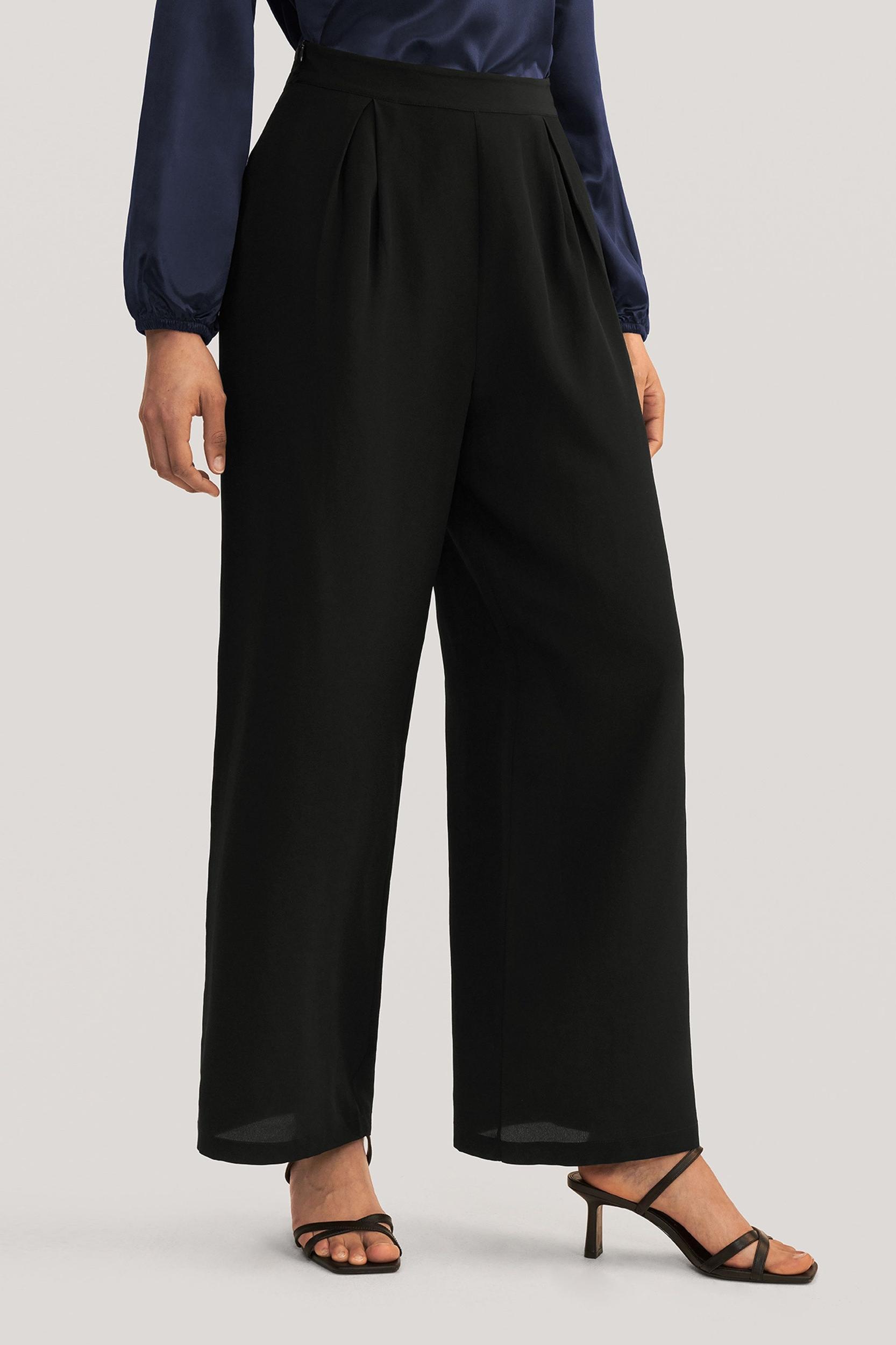 Smooth Silk Wide Leg Cropped Pants Product Image