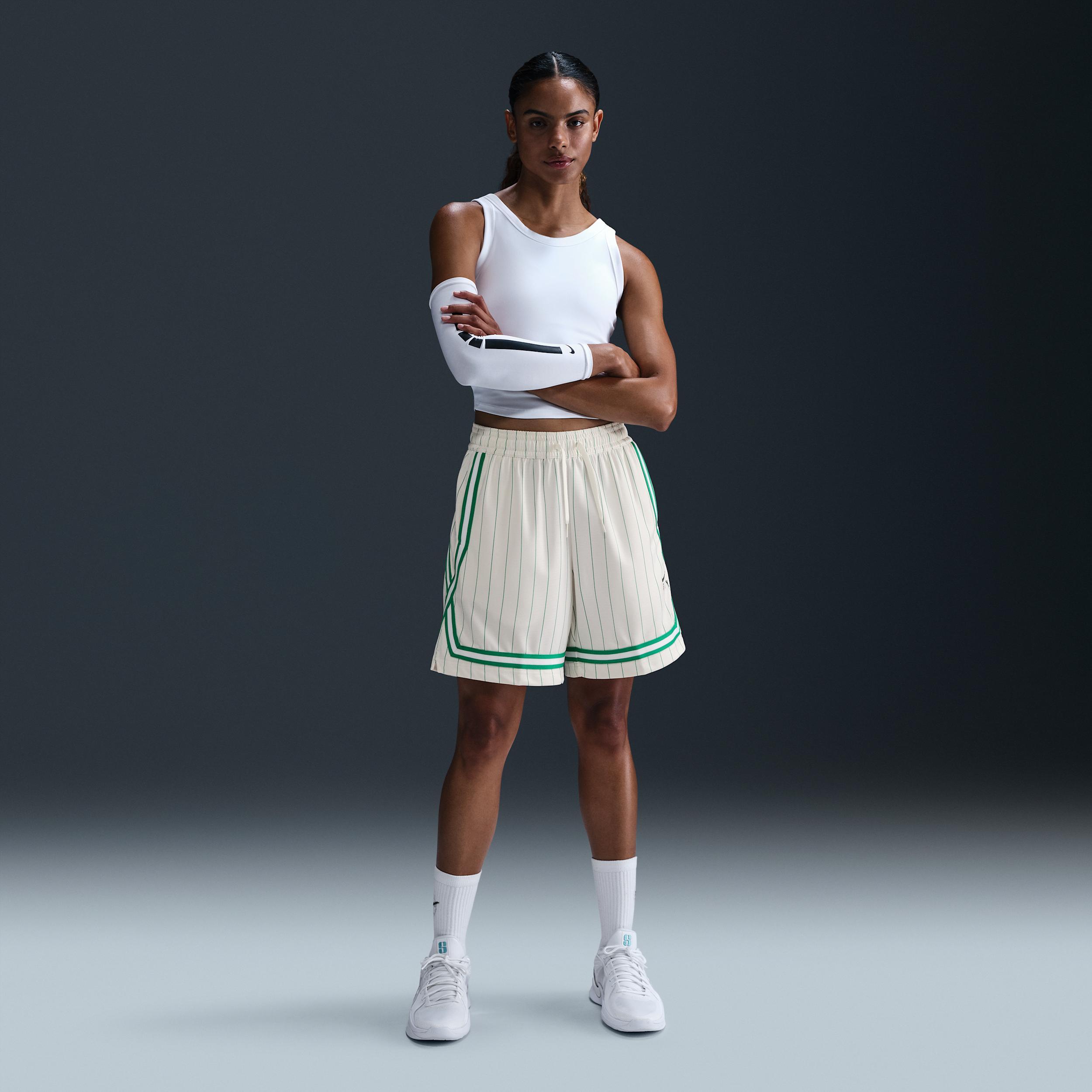 Nike Fly Crossover Women's Basketball Shorts Product Image
