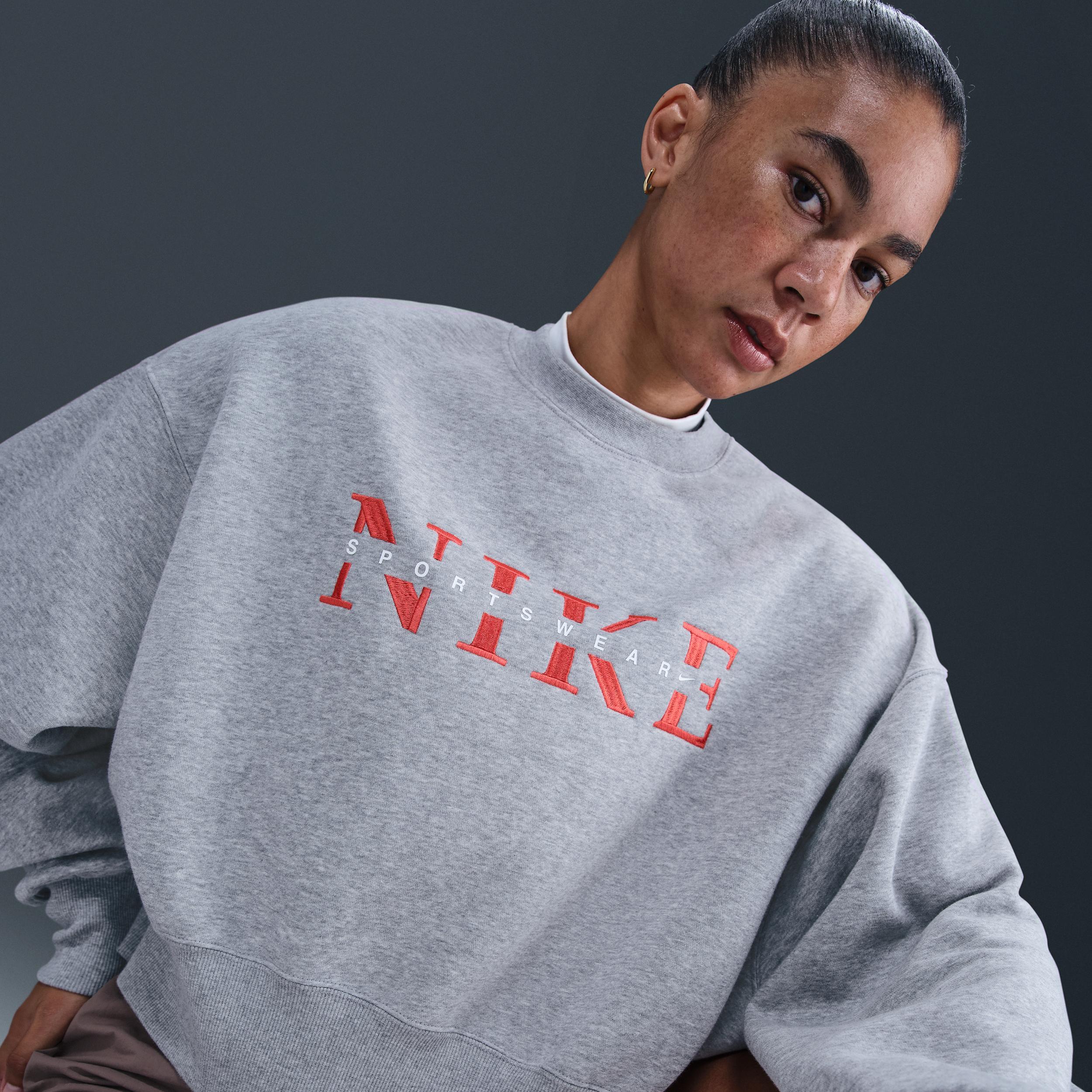 Women's Nike Sportswear Phoenix Fleece Oversized Crew-Neck Sweatshirt Product Image