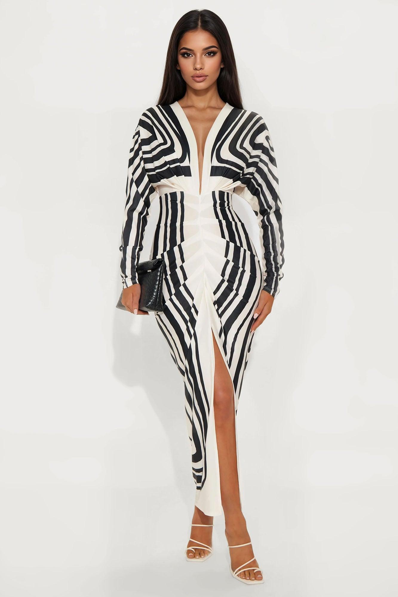 Camellia Maxi Dress - Black/White Product Image