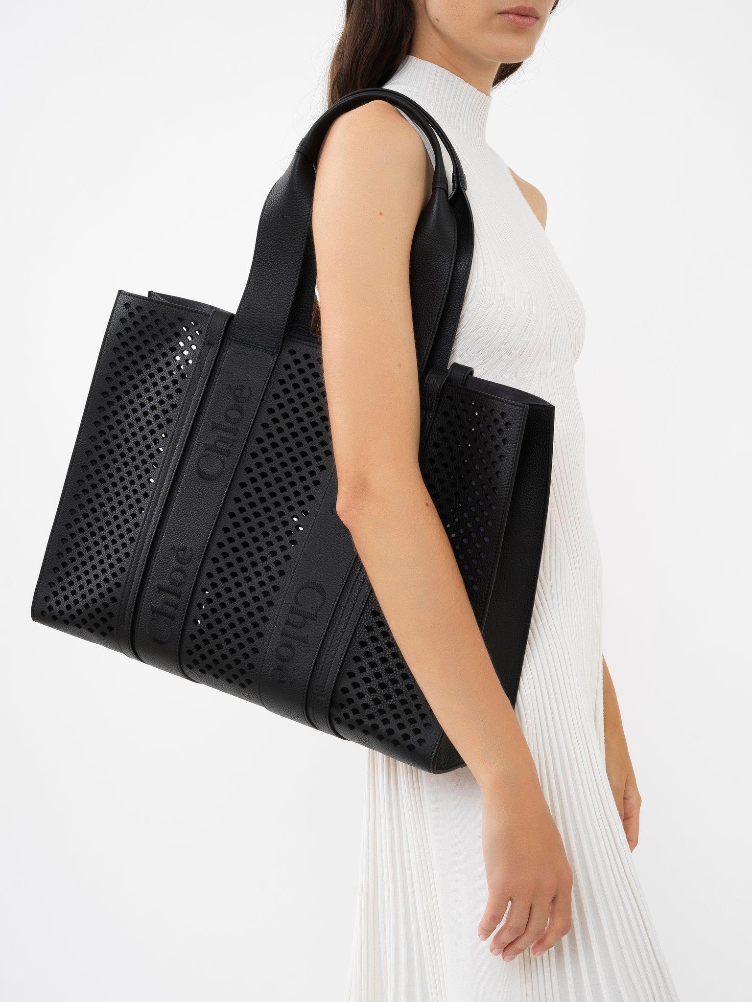 Large Woody tote bag in grained leather Product Image