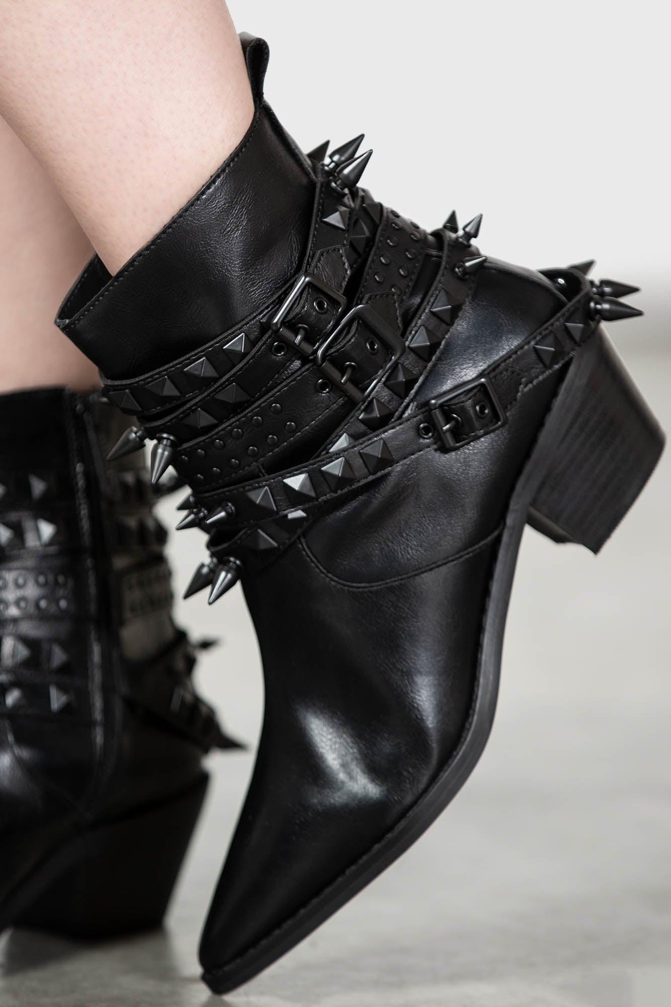 Callista Boots [BLACK STUD] Female Product Image