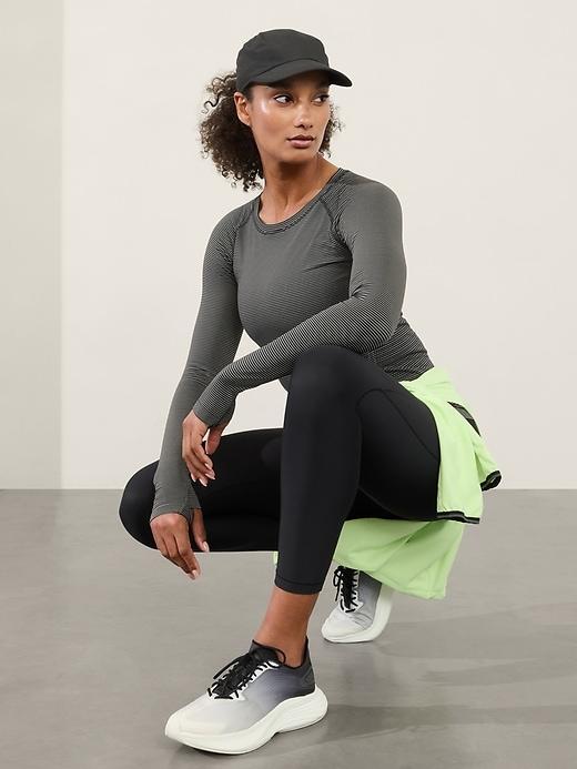 Momentum Seamless Top Product Image