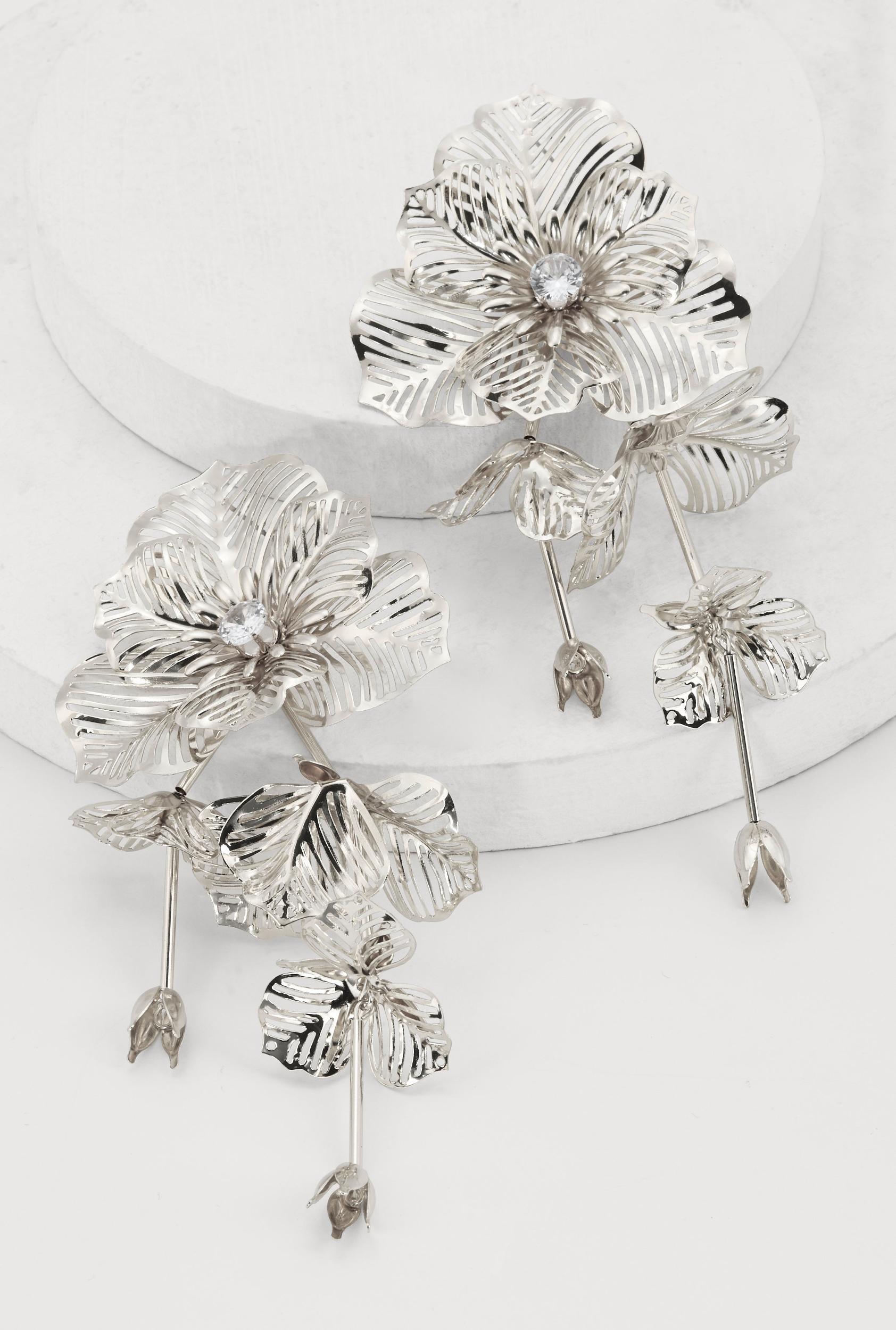 Metallic Puff Heart Necklace and Drop Earrings Set Female Product Image
