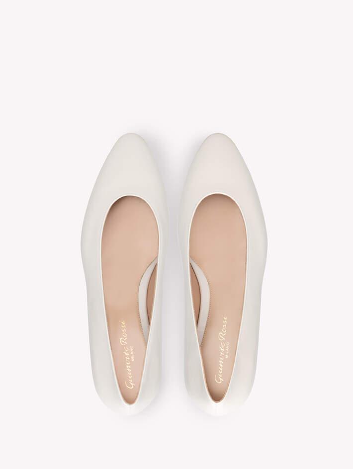 AMELIA FLAT Product Image