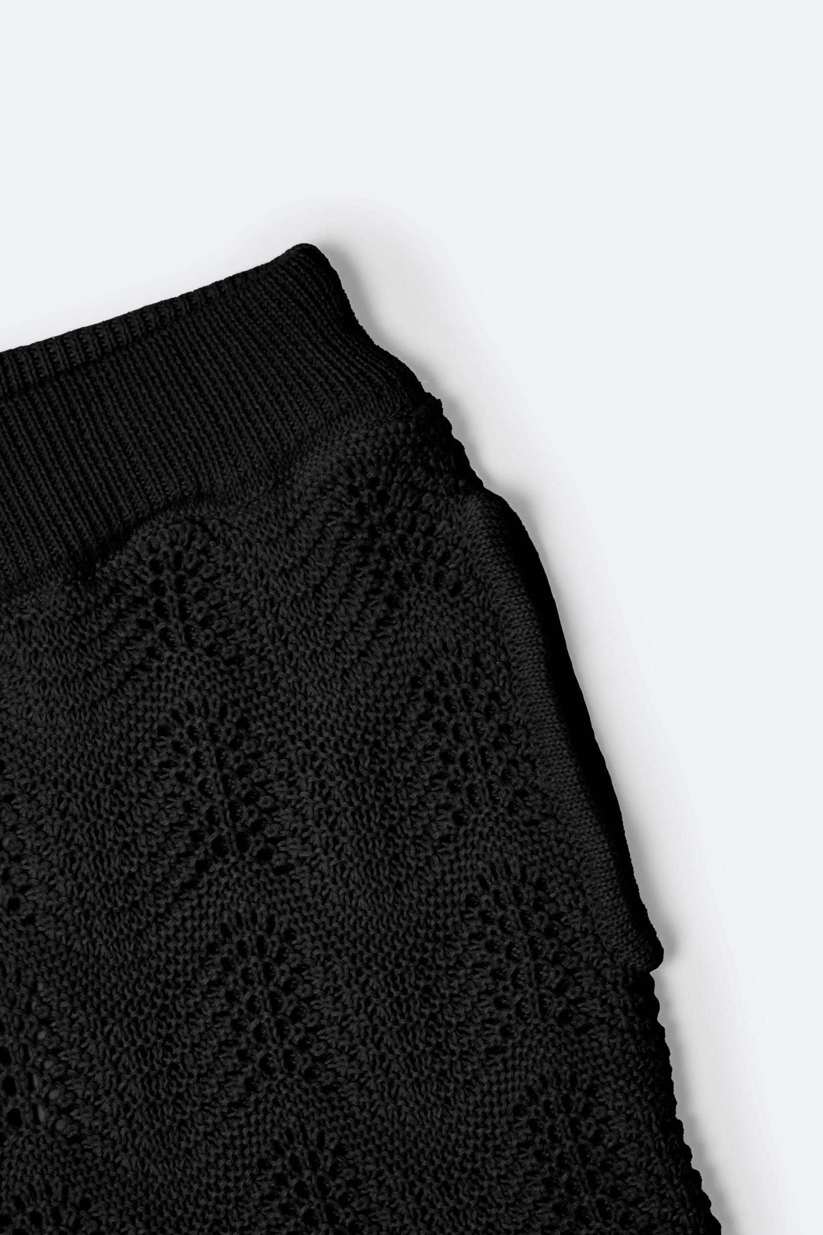 Knitted Wave Shorts - Black Product Image