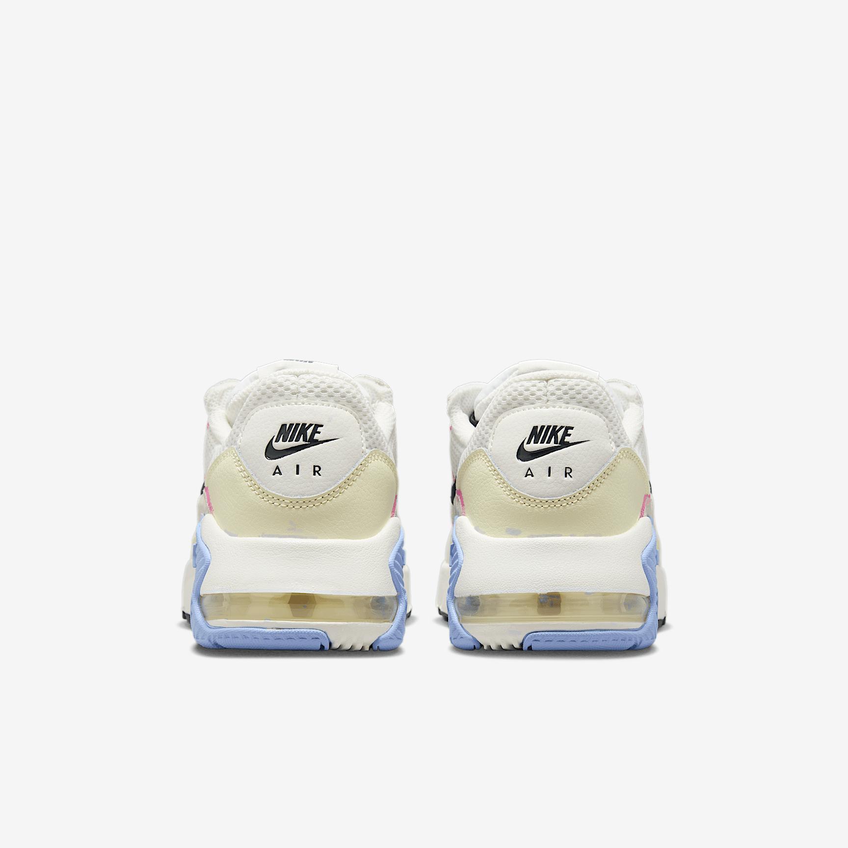 Nike Women's Air Max Excee Shoes Product Image
