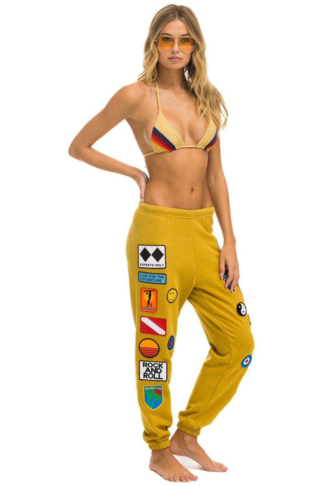 VINTAGE PATCH SWEATPANTS - KHAKI Female Product Image