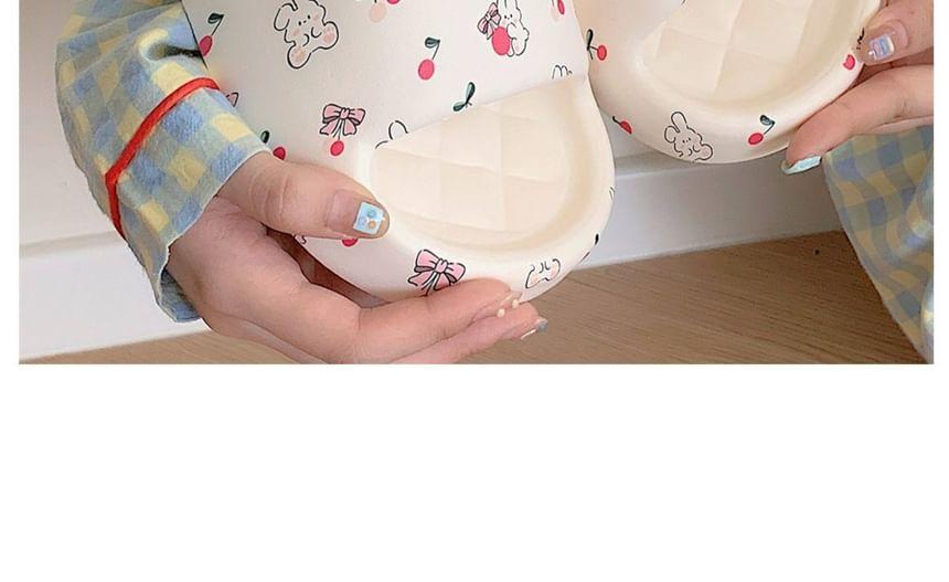 Rabbit Print Home Slippers Product Image