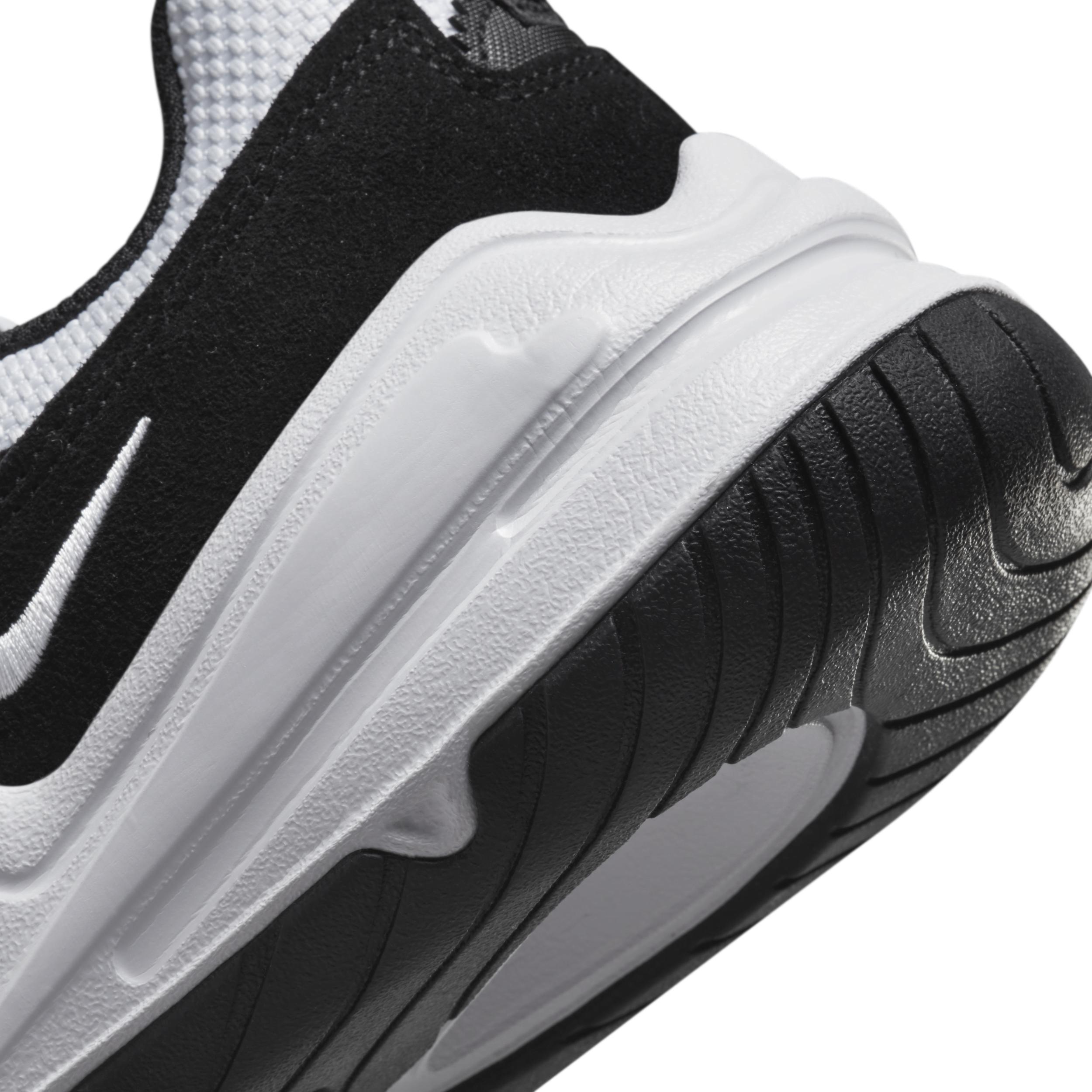 Nike Men's Tech Hera Shoes Product Image