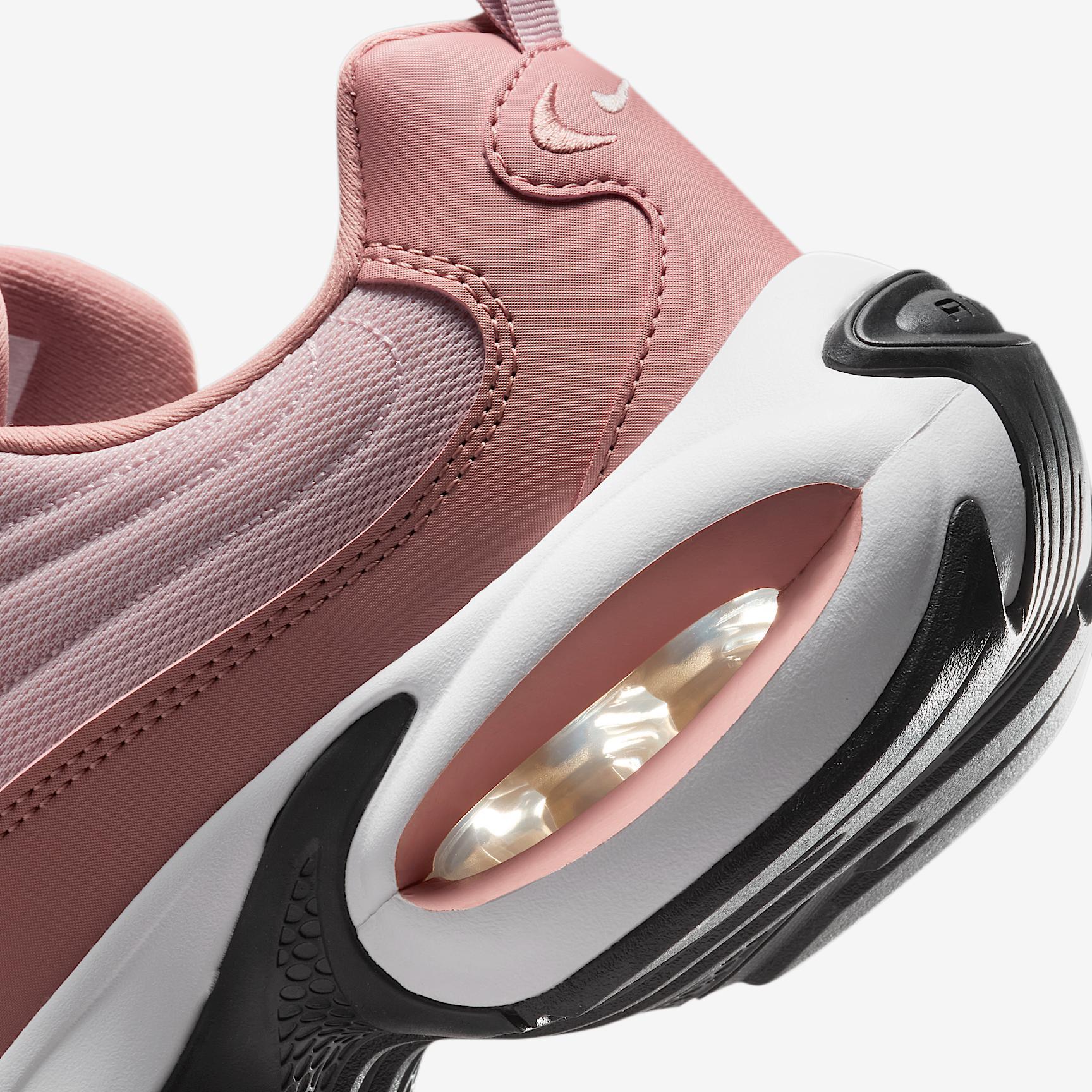 Nike Women's Air Max Portal Shoes Product Image